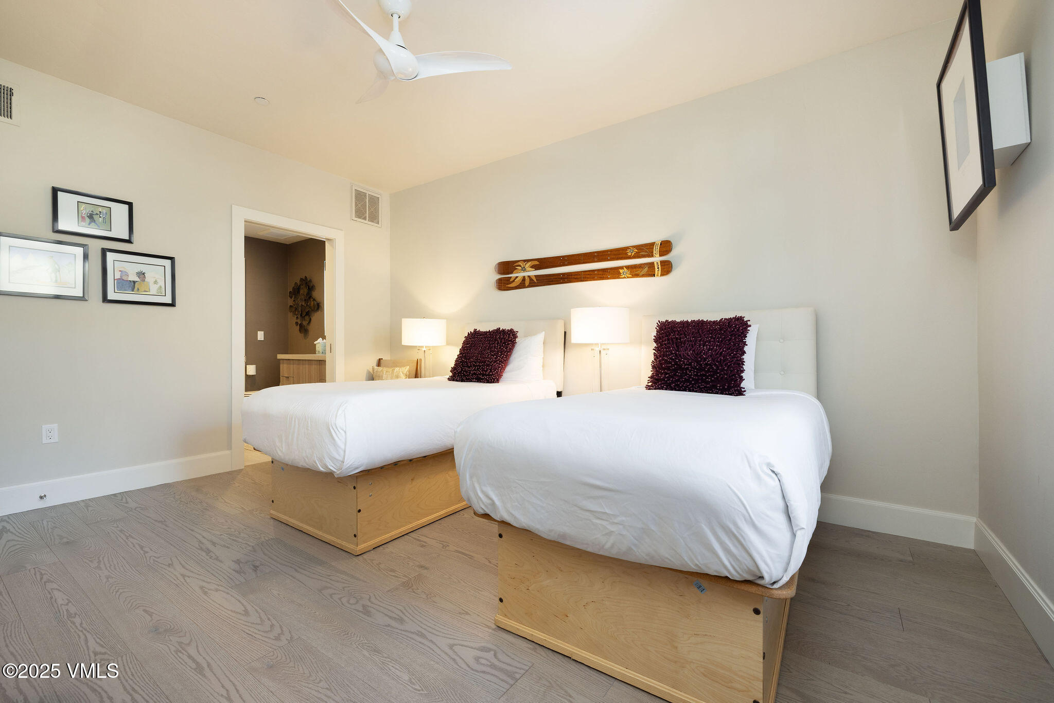 Vail, Colorado 81657, United States, 2 Bedrooms Bedrooms, ,3 BathroomsBathrooms,Residential,Active,257302