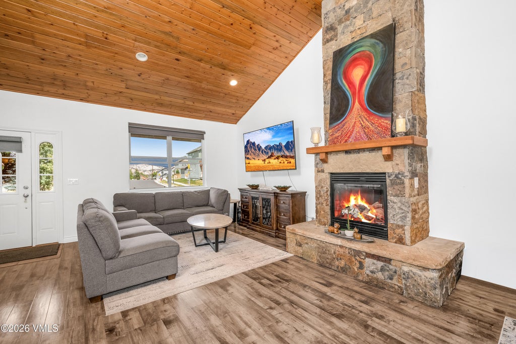 Photo of 7 Custer Court, Gypsum, CO 81637 (MLS # 1015013)