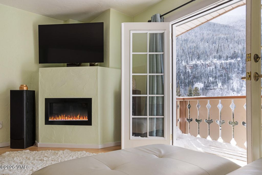 Photo of 4073 Spruce Way #26, Vail, CO 81657 (MLS # 1013589)