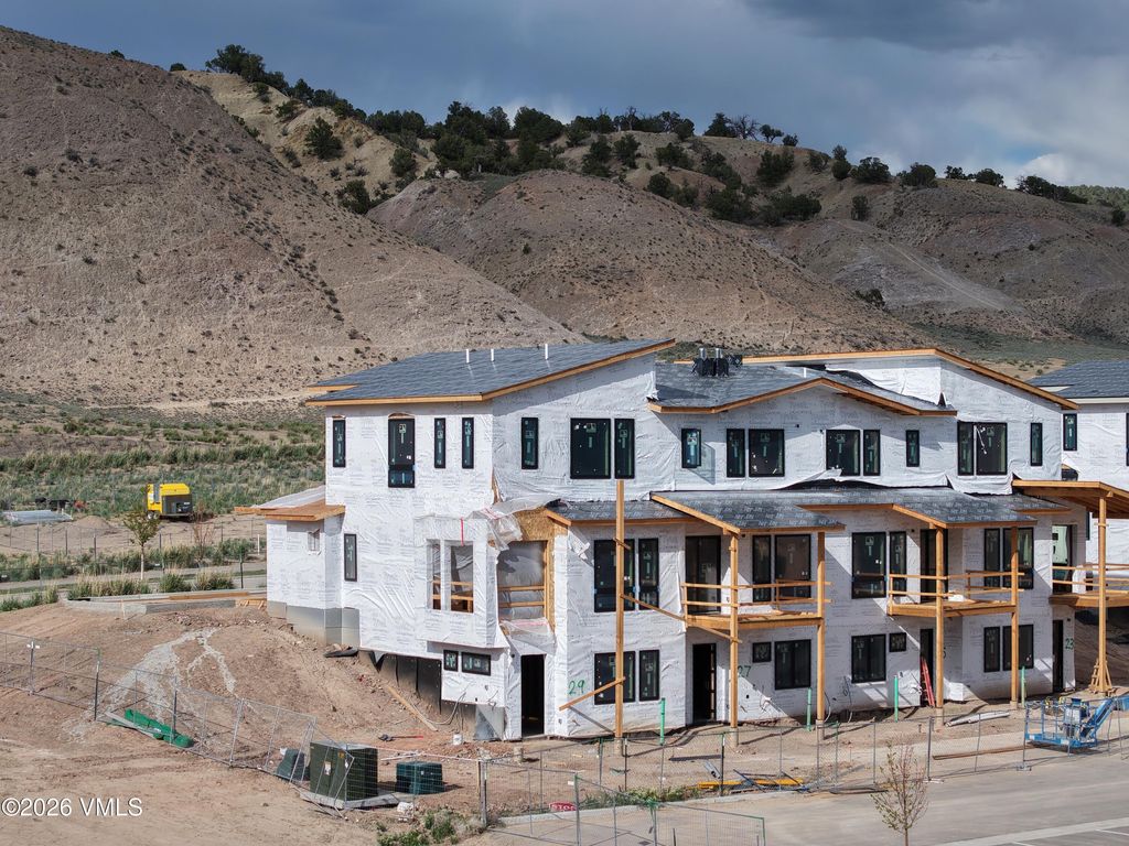 Photo of 27 Snowy Peak Road, Eagle, CO 81631 (MLS # 1014059)