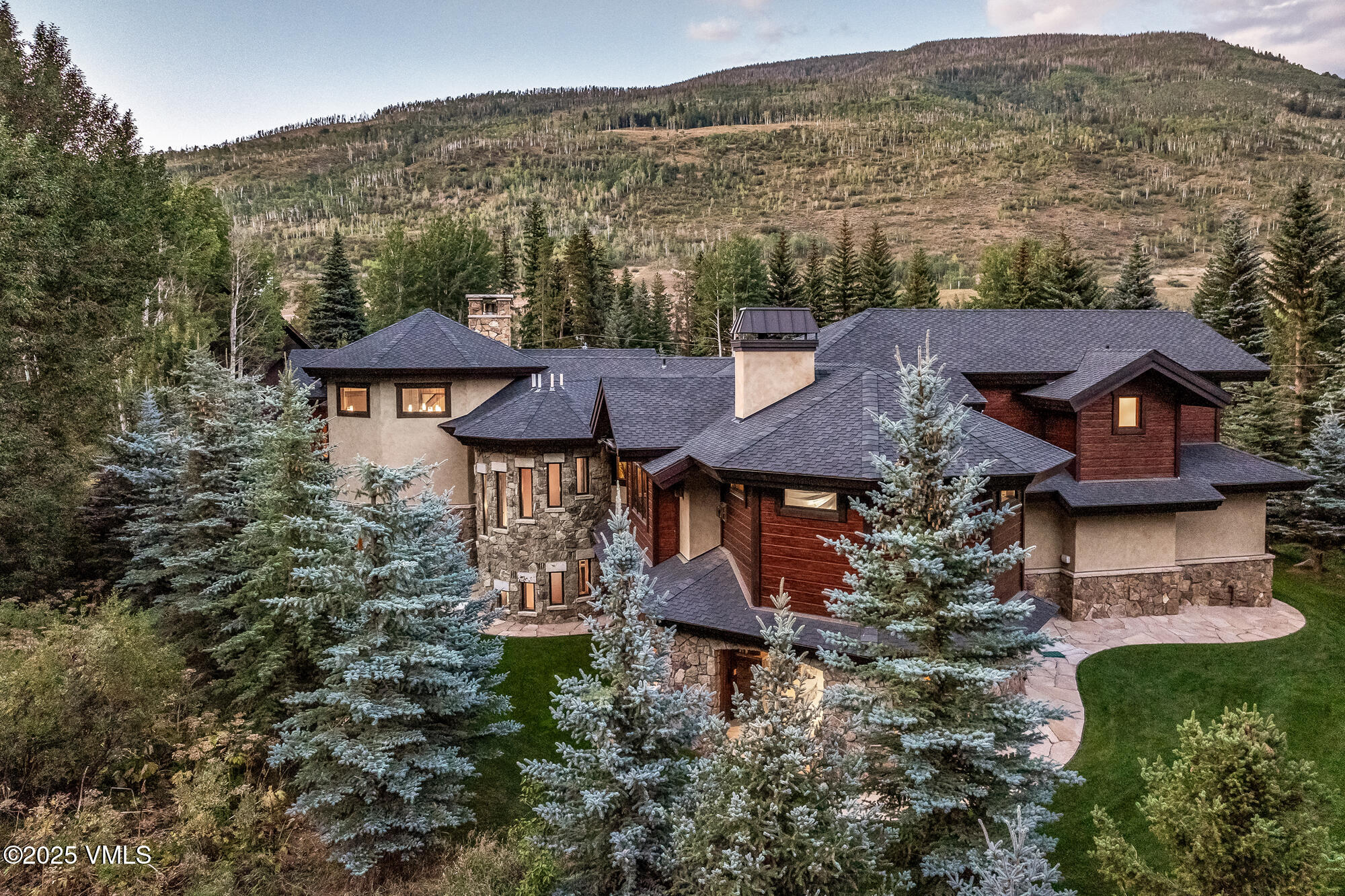 Vail, Colorado 81657, United States, 5 Bedrooms Bedrooms, ,6 BathroomsBathrooms,Residential,Active,249140