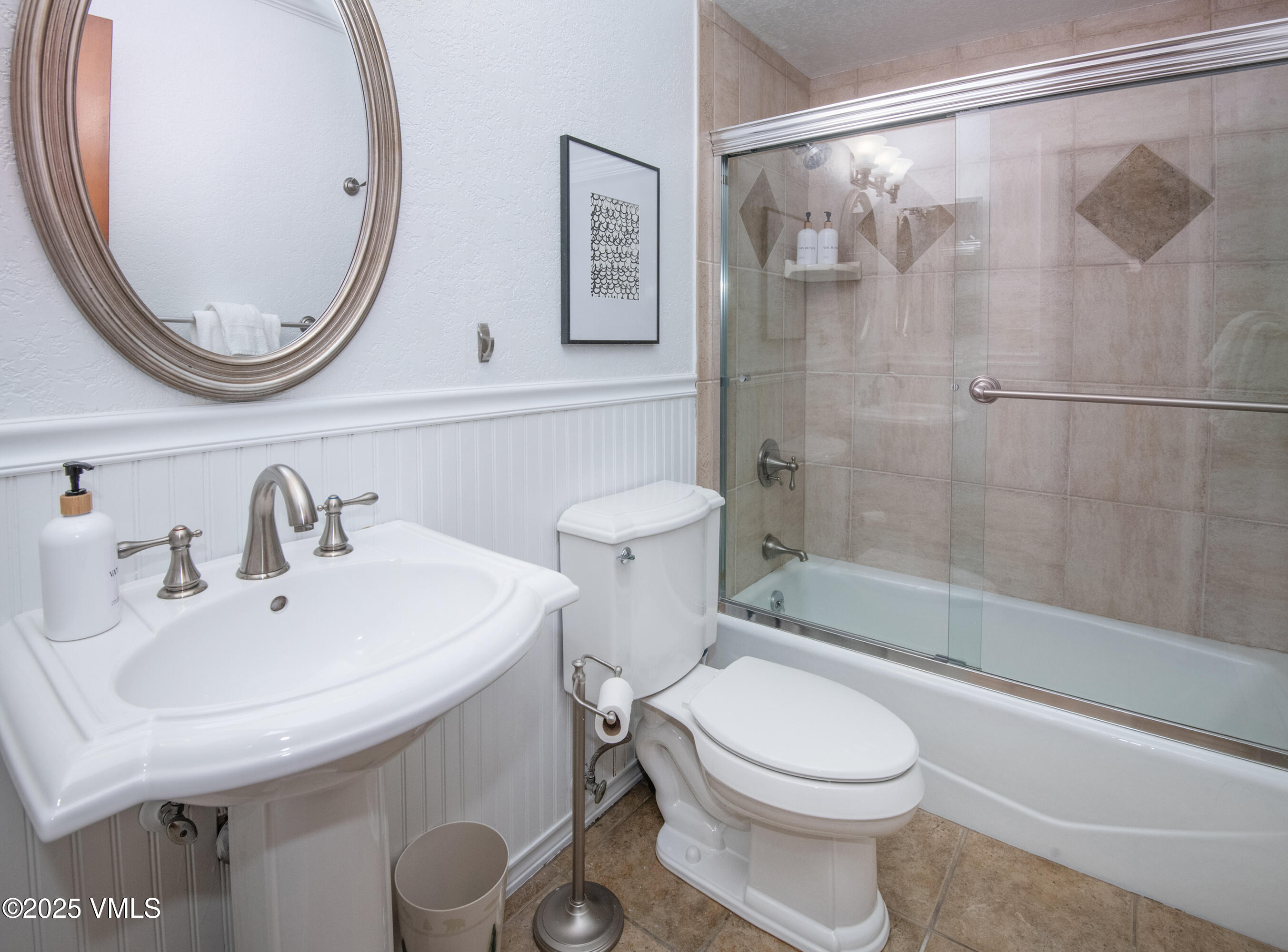 Vail, Colorado 81657, United States, 2 Bedrooms Bedrooms, ,2 BathroomsBathrooms,Residential,Active,165923