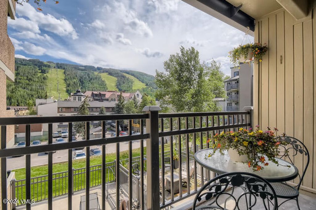 Photo of 508 E Lionshead Circle #213, Vail, CO 81657 (MLS # 1009835)