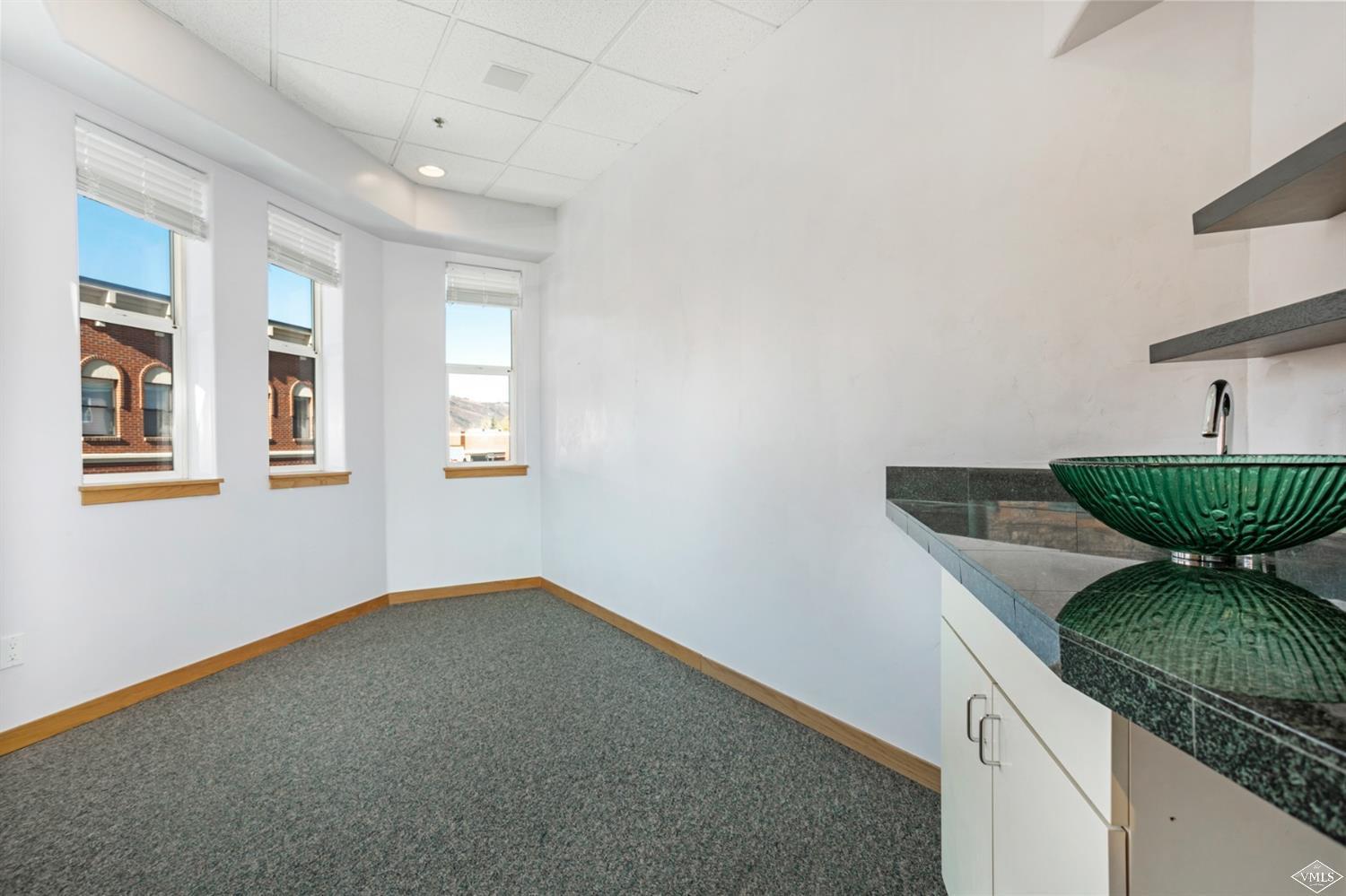 Edwards, Colorado 81632, United States, ,Residential,Active,198804