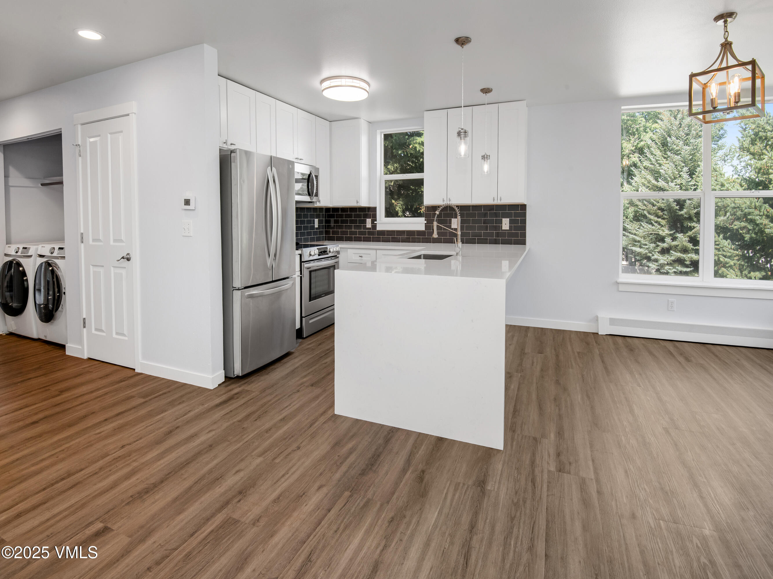 Eagle, Colorado 81631, United States, 2 Bedrooms Bedrooms, ,2 BathroomsBathrooms,Residential,Active,175099