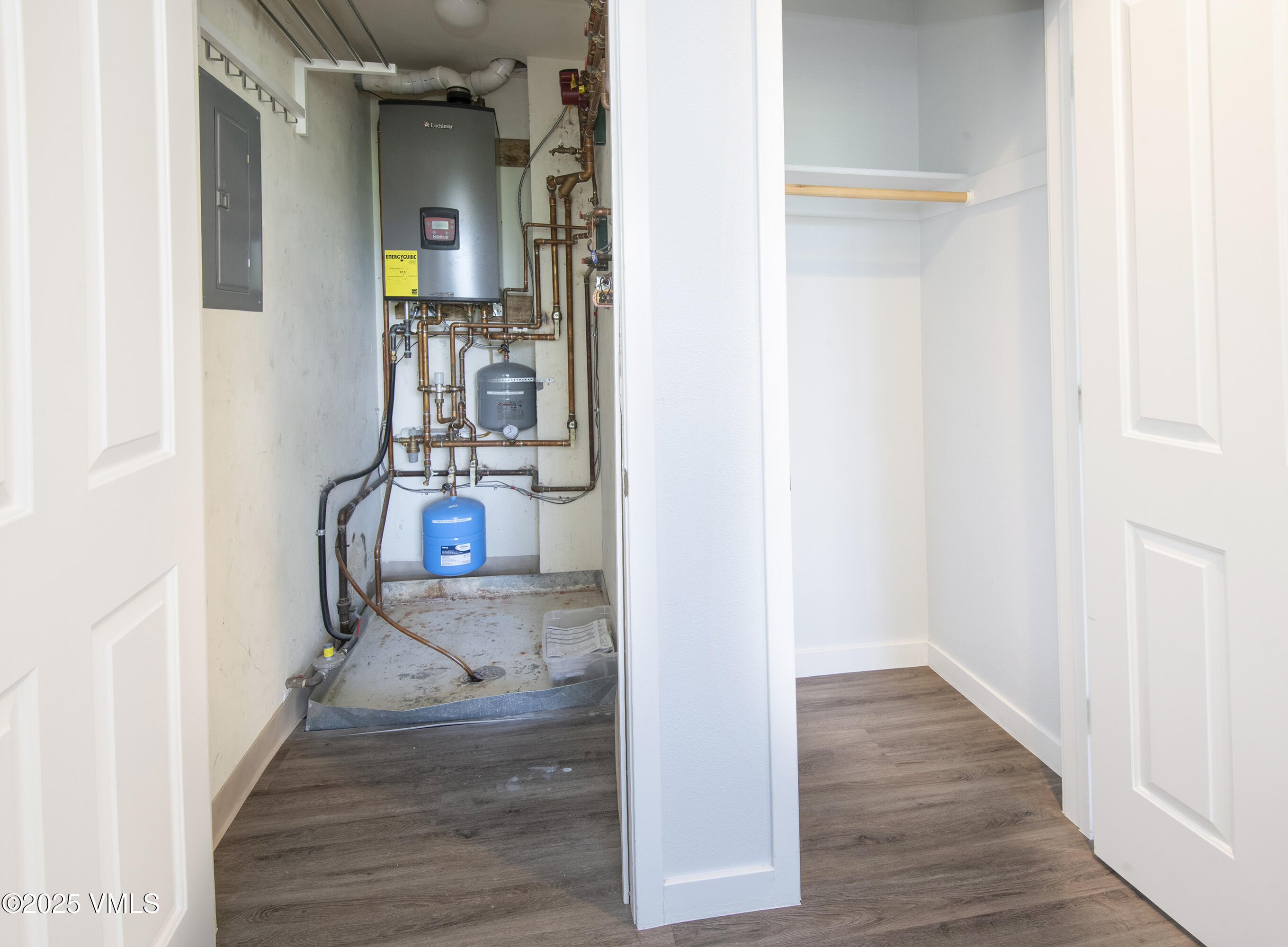 Eagle, Colorado 81631, United States, 2 Bedrooms Bedrooms, ,2 BathroomsBathrooms,Residential,Active,175099