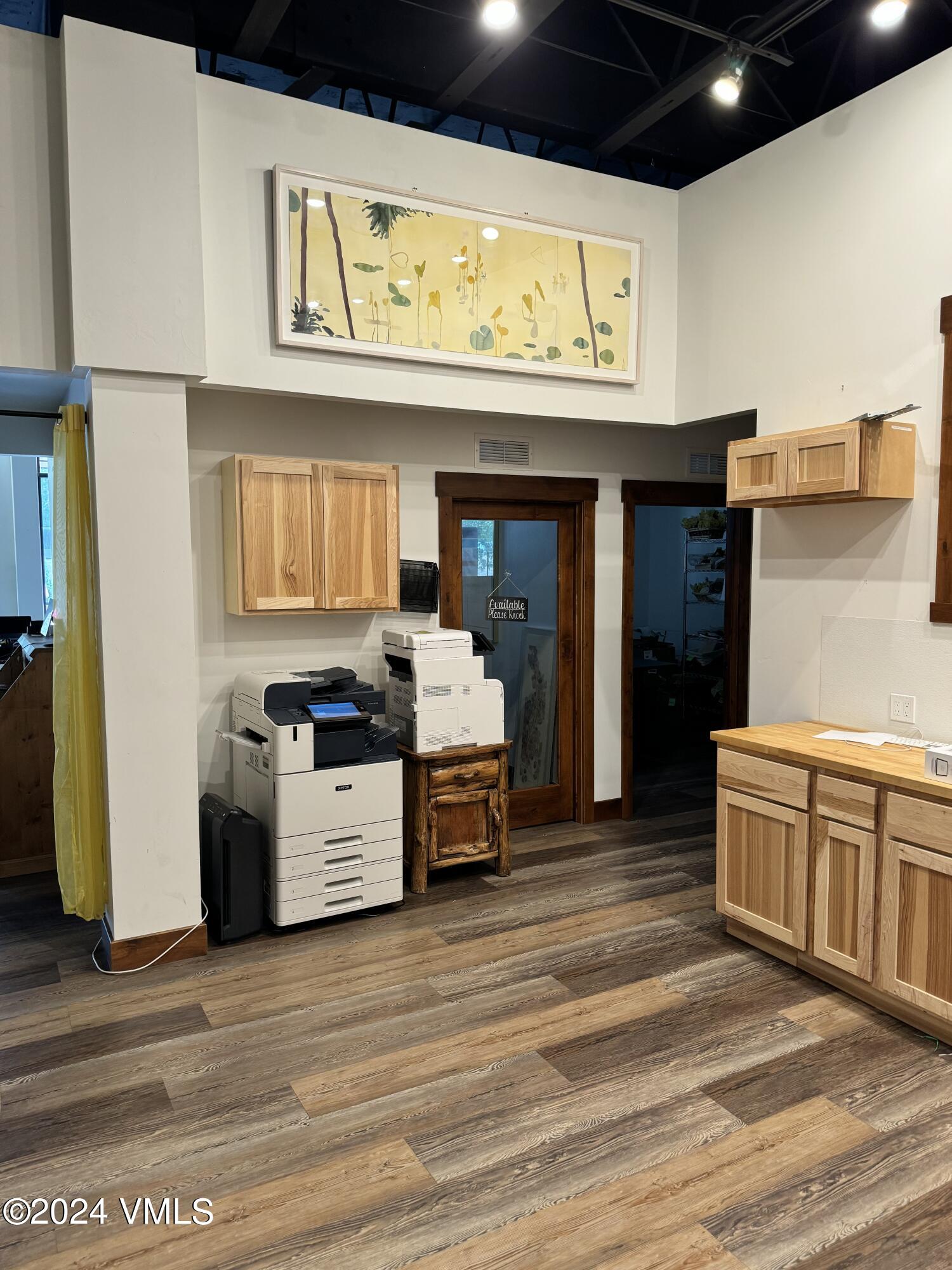 Eagle, Colorado 81631, United States, ,Commercial,Pending,50560