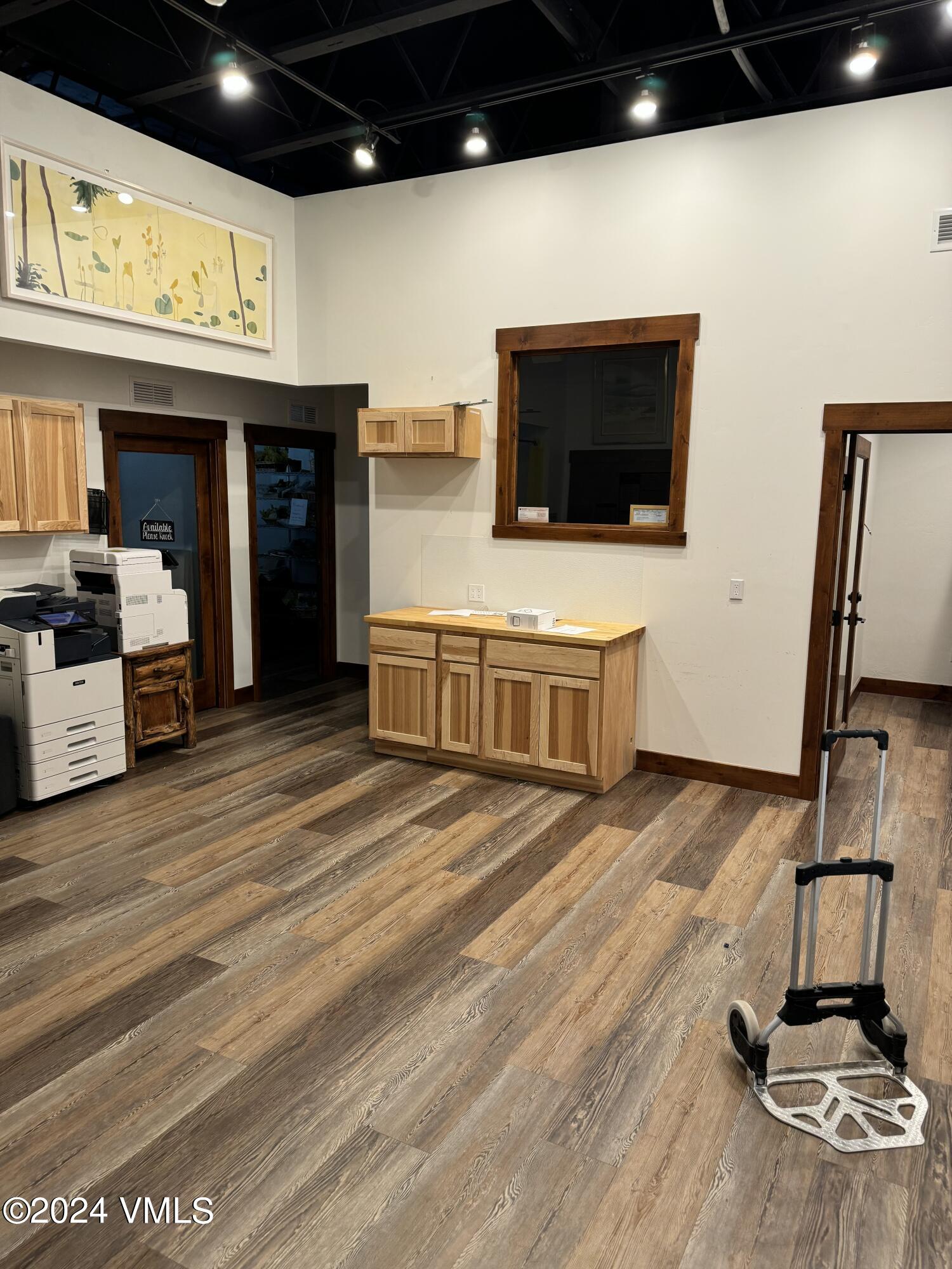 Eagle, Colorado 81631, United States, ,Commercial,Pending,50560