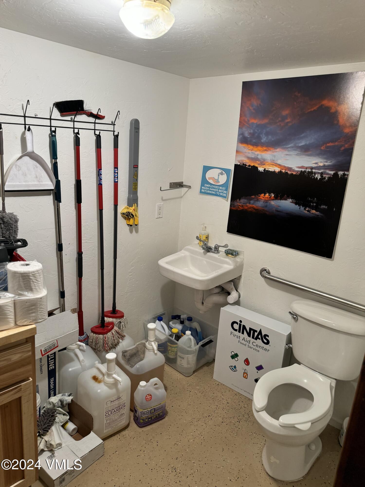 Eagle, Colorado 81631, United States, ,Commercial,Pending,50560