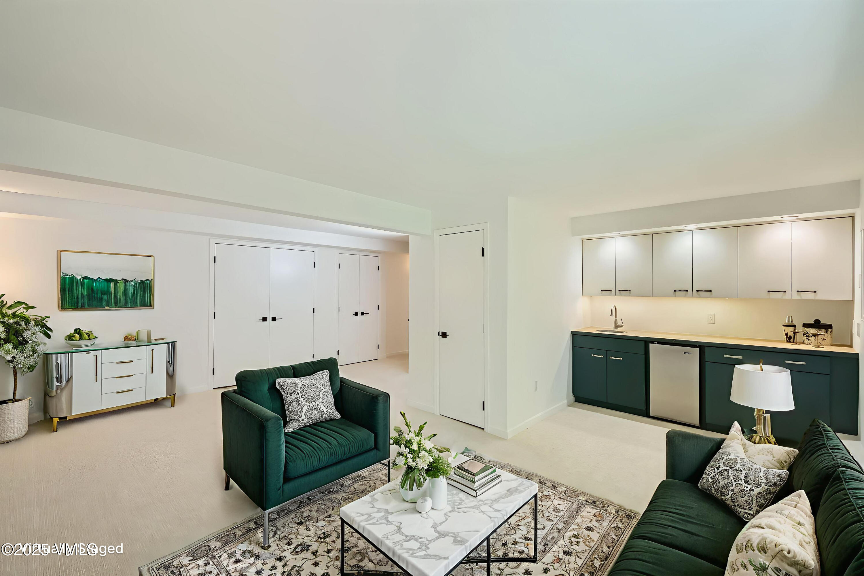 Vail, Colorado 81657, United States, 4 Bedrooms Bedrooms, ,3 BathroomsBathrooms,Residential,Active,201126