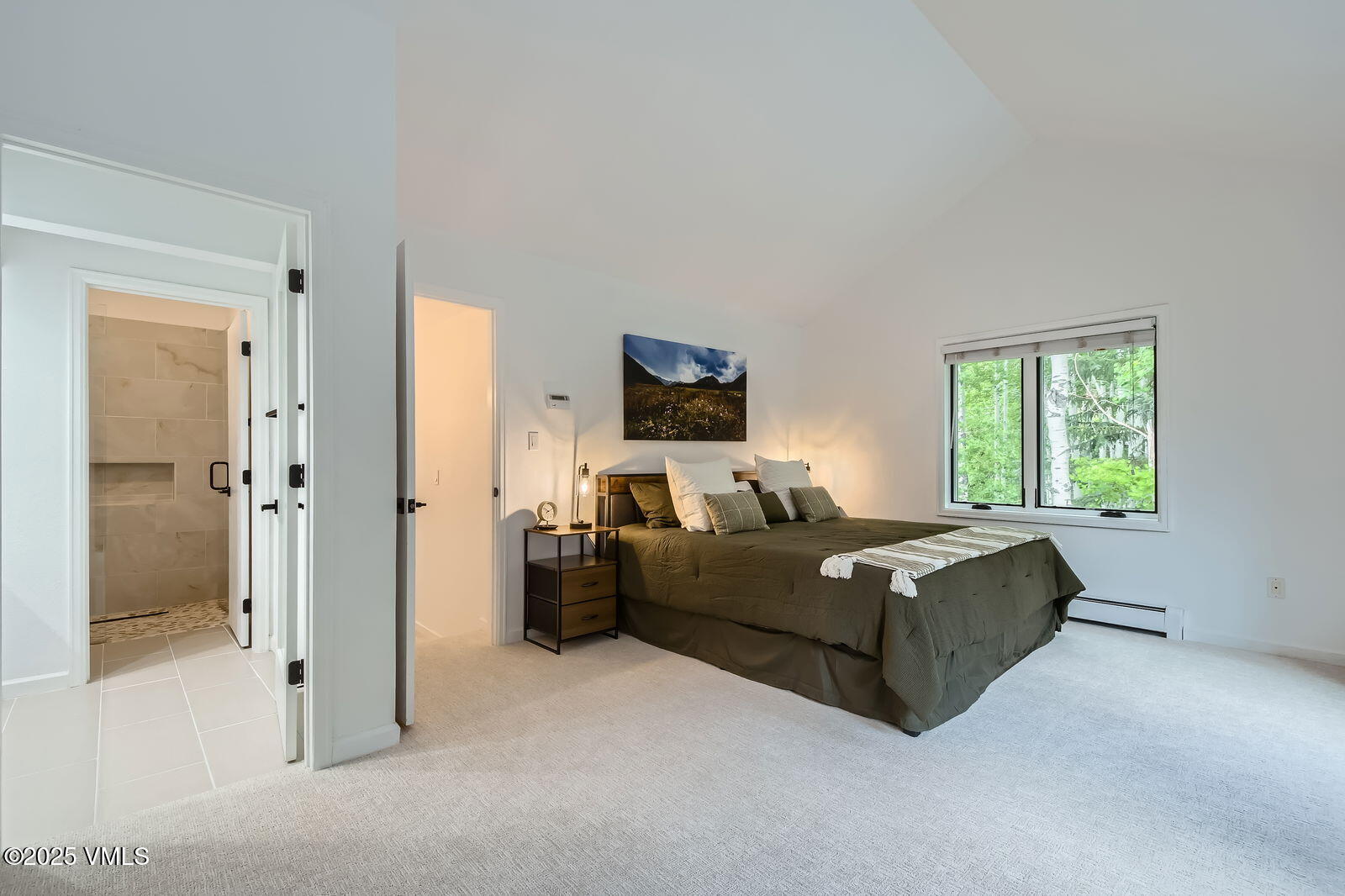 Vail, Colorado 81657, United States, 4 Bedrooms Bedrooms, ,3 BathroomsBathrooms,Residential,Active,201126