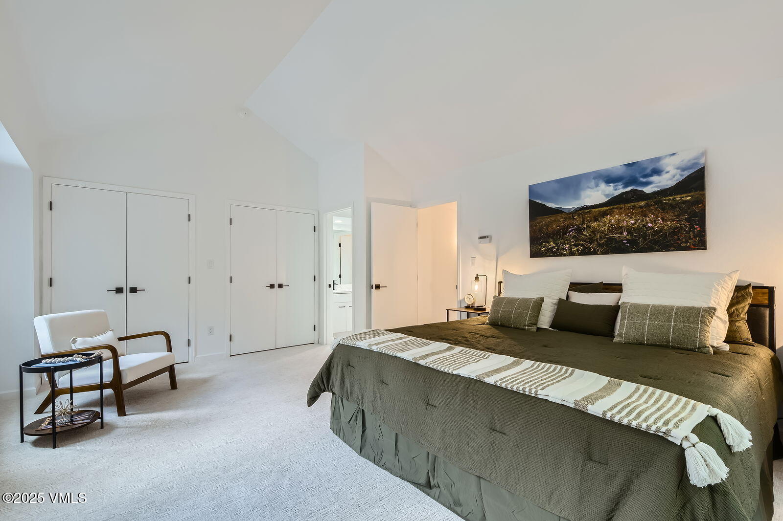 Vail, Colorado 81657, United States, 4 Bedrooms Bedrooms, ,3 BathroomsBathrooms,Residential,Active,201126