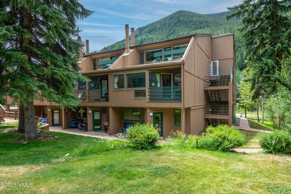 Photo of 3931 Bighorn Road #5-M, Vail, CO 81657 (MLS # 1013733)
