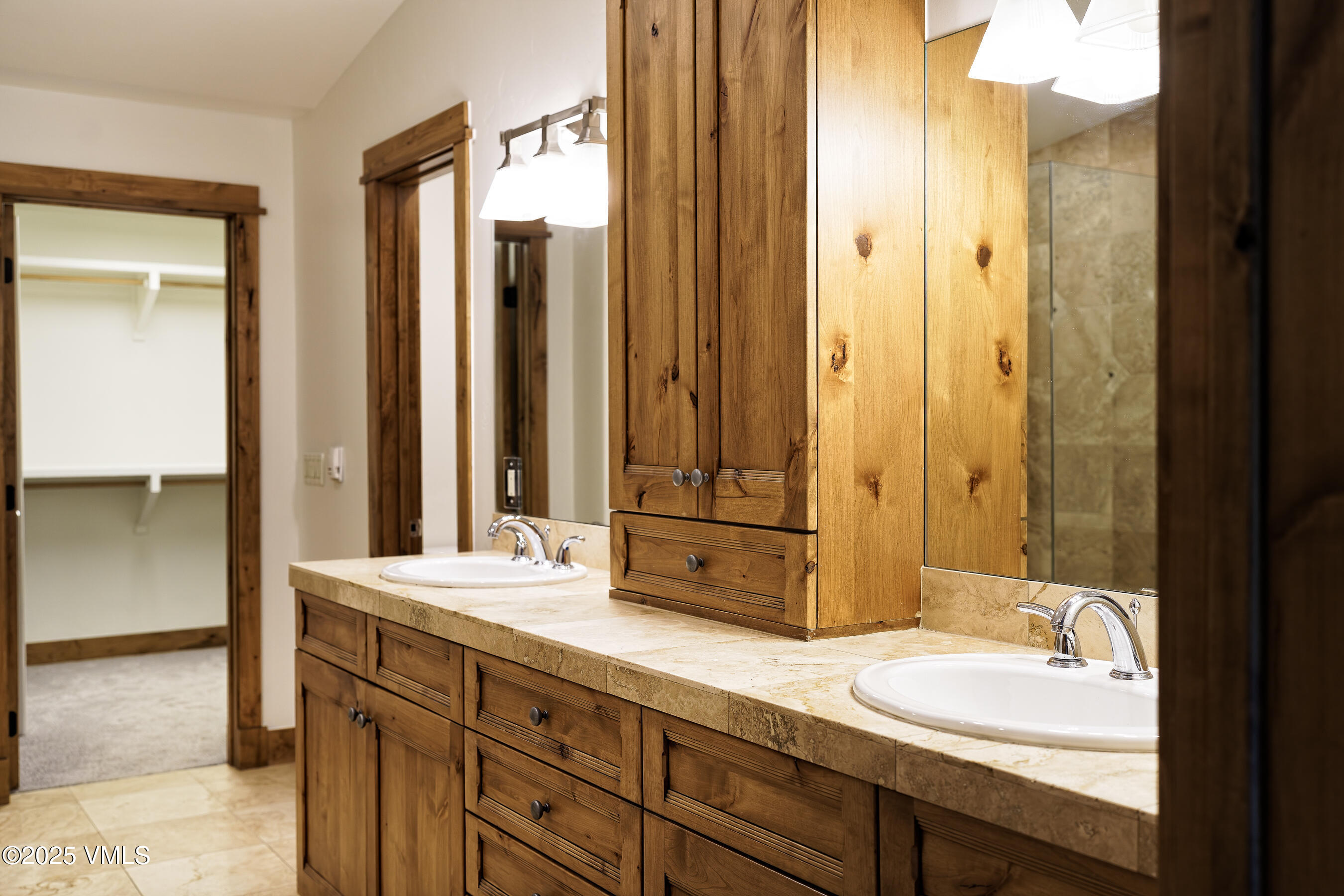 Edwards, Colorado 81632, United States, 5 Bedrooms Bedrooms, ,5 BathroomsBathrooms,Residential,Active,211368