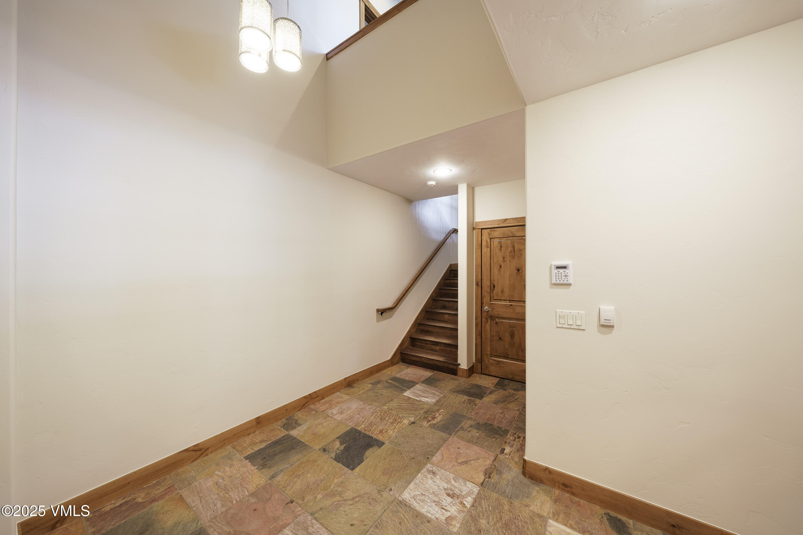 Edwards, Colorado 81632, United States, 5 Bedrooms Bedrooms, ,5 BathroomsBathrooms,Residential,Active,211368