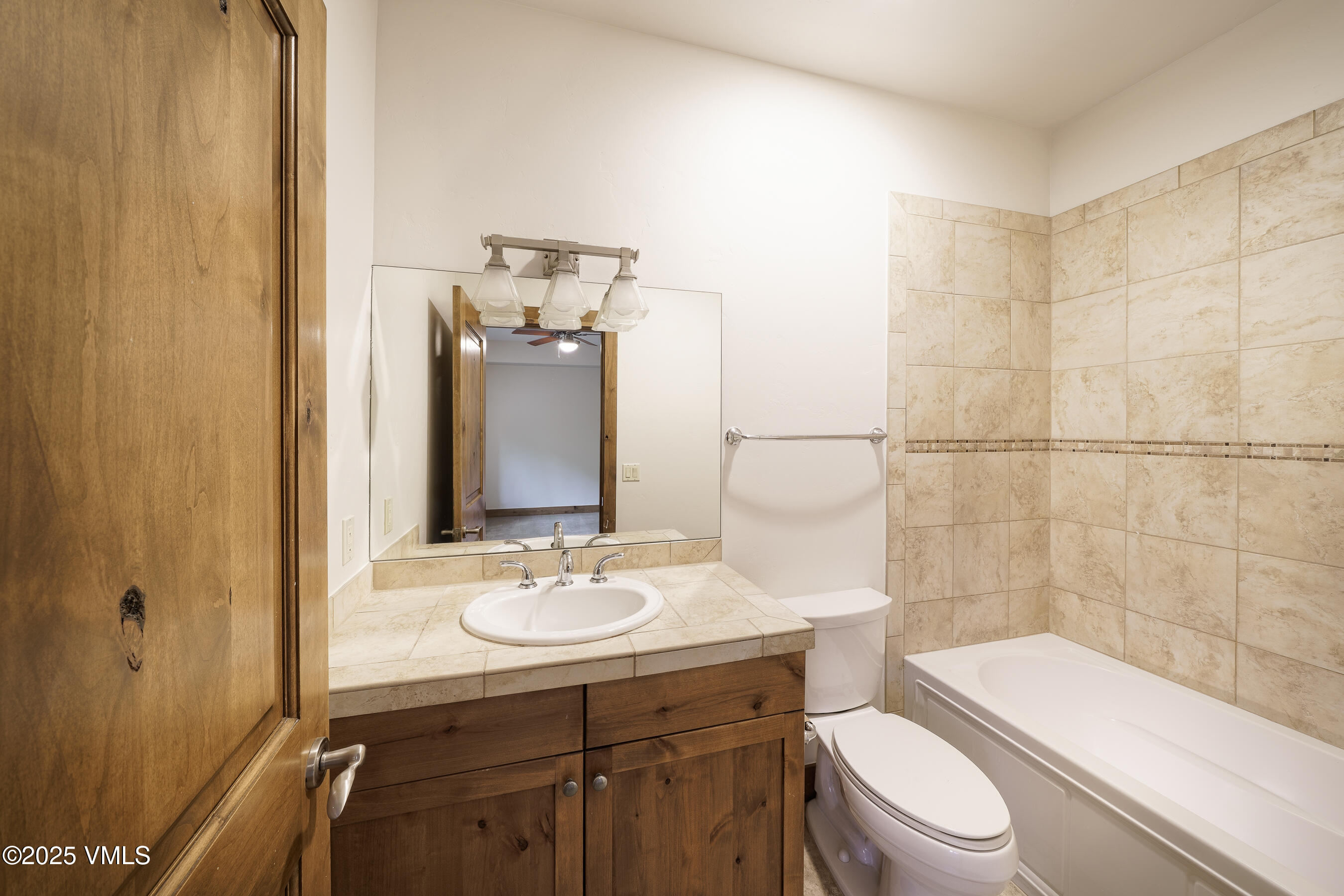 Edwards, Colorado 81632, United States, 5 Bedrooms Bedrooms, ,5 BathroomsBathrooms,Residential,Active,211368