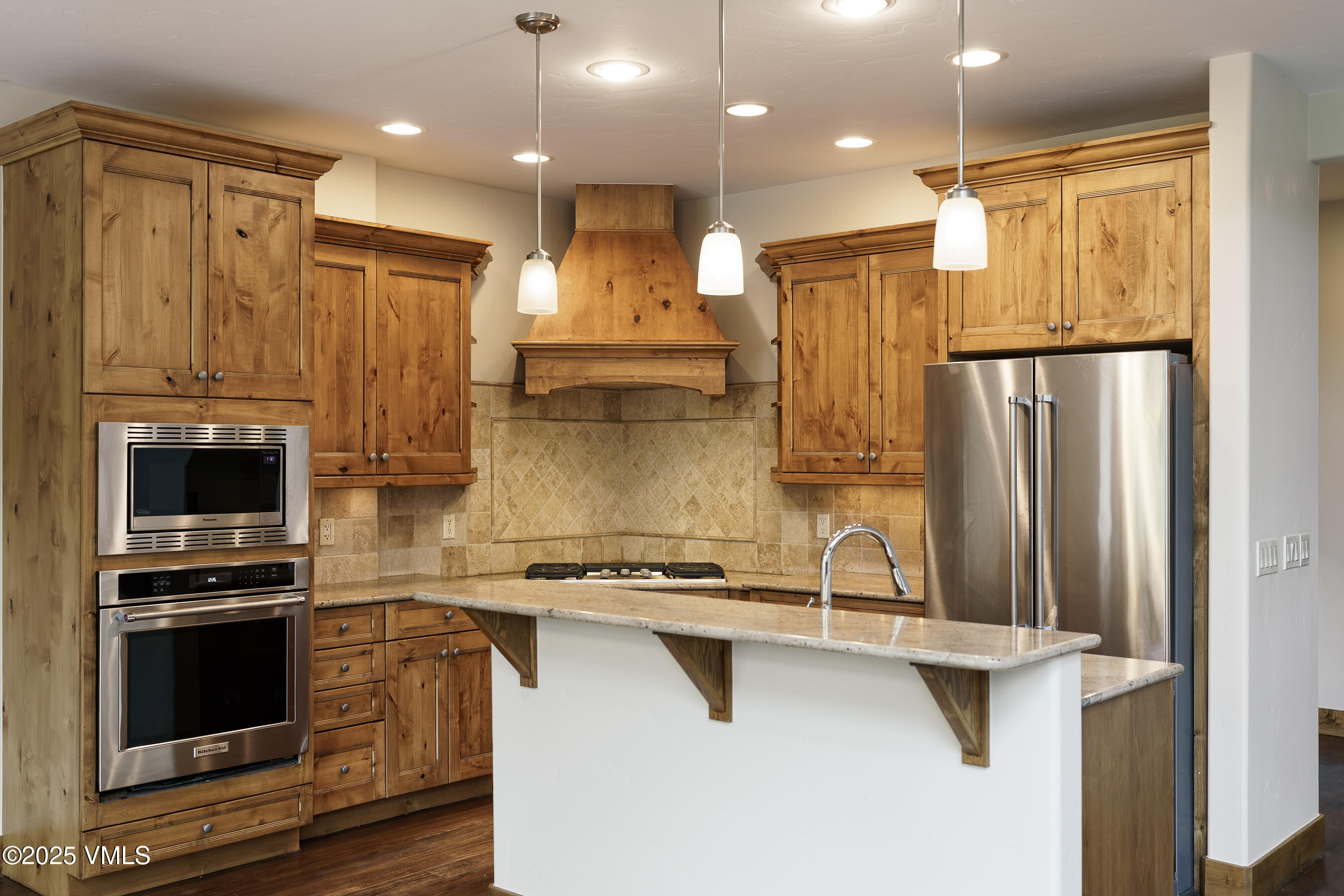 Edwards, Colorado 81632, United States, 5 Bedrooms Bedrooms, ,5 BathroomsBathrooms,Residential,Active,211368