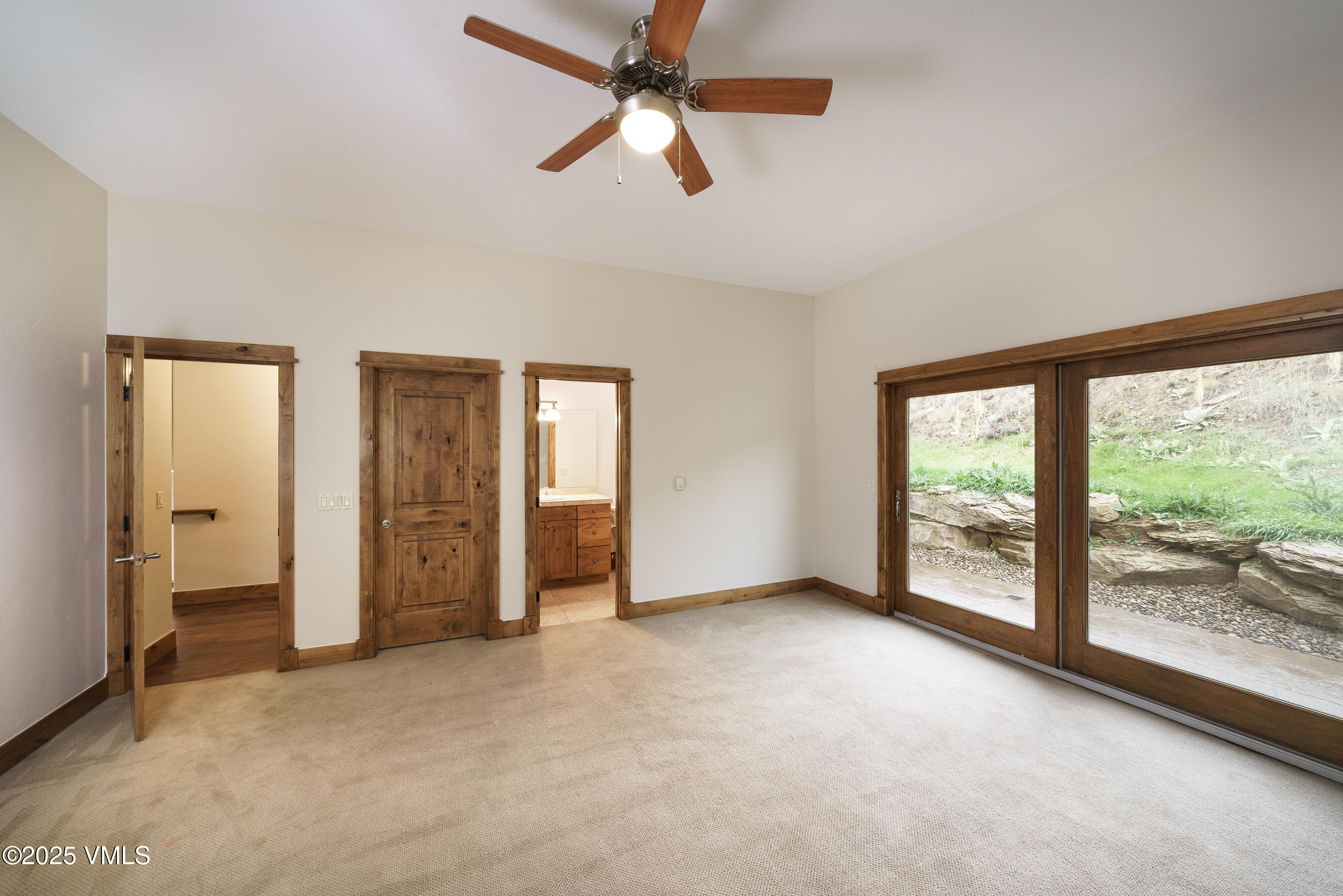 Edwards, Colorado 81632, United States, 5 Bedrooms Bedrooms, ,5 BathroomsBathrooms,Residential,Active,211368