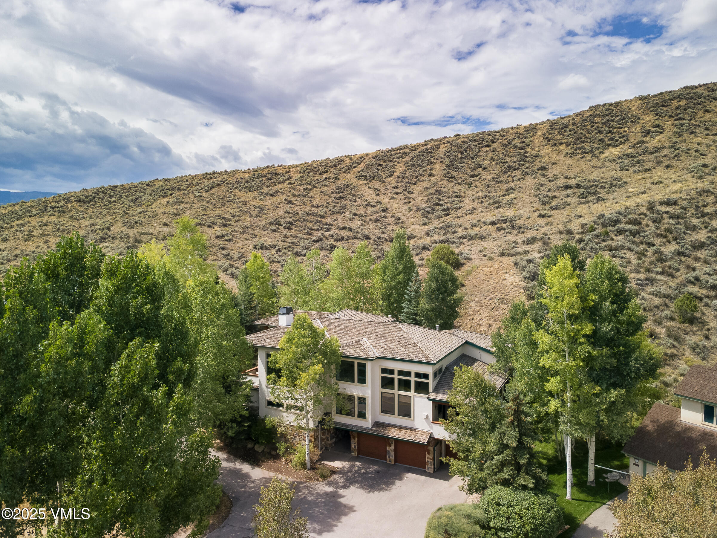 Edwards, Colorado 81632, United States, 5 Bedrooms Bedrooms, ,5 BathroomsBathrooms,Residential,Active,211368