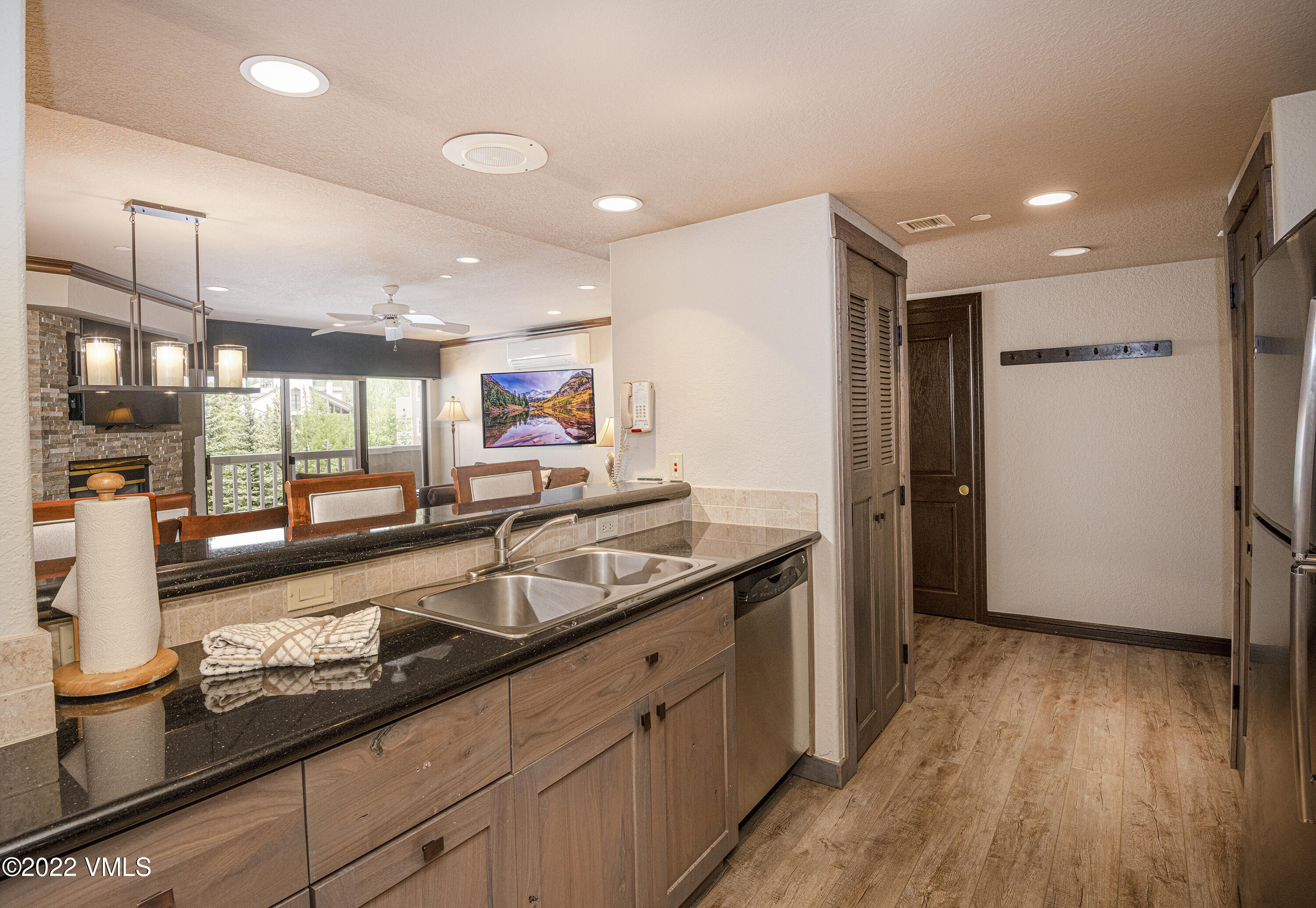 Beaver Creek, Colorado 81620, United States, 1 Bedroom Bedrooms, ,2 BathroomsBathrooms,Residential,Active,74034