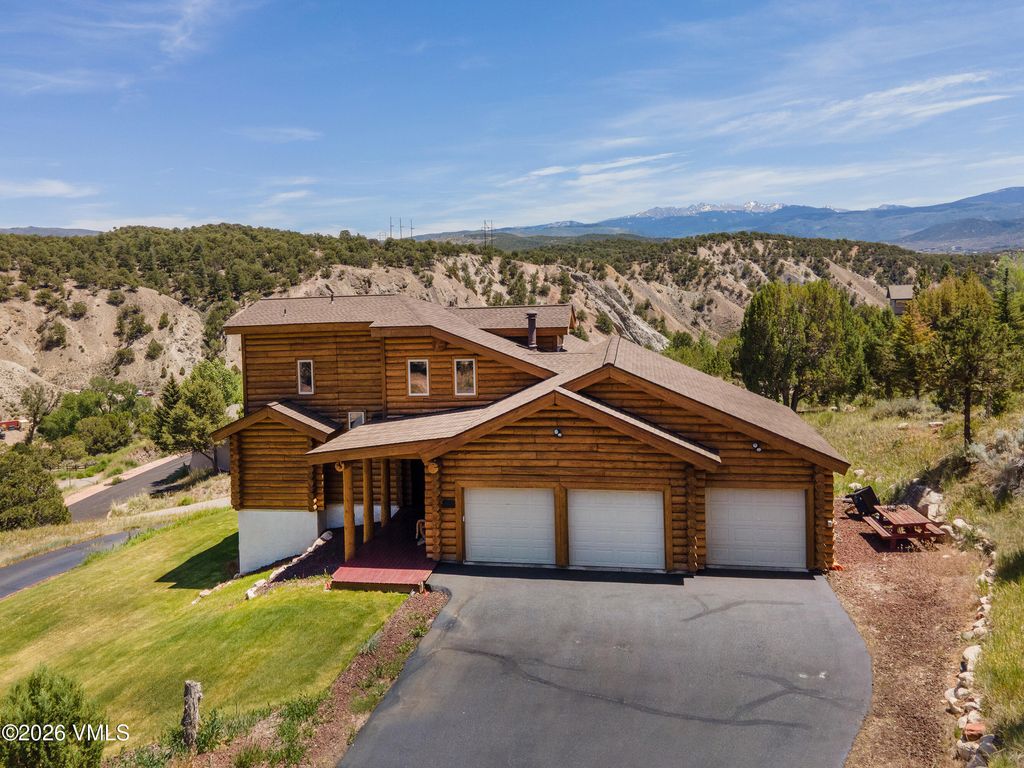 Photo of 38 Deer Trail Court, Eagle, CO 81631 (MLS # 1014458)