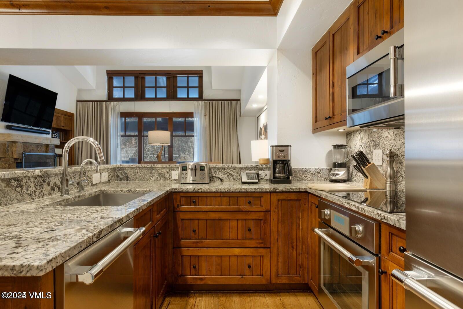 Avon, Colorado 81620, United States, 3 Bedrooms Bedrooms, ,4 BathroomsBathrooms,Residential,Active,65389