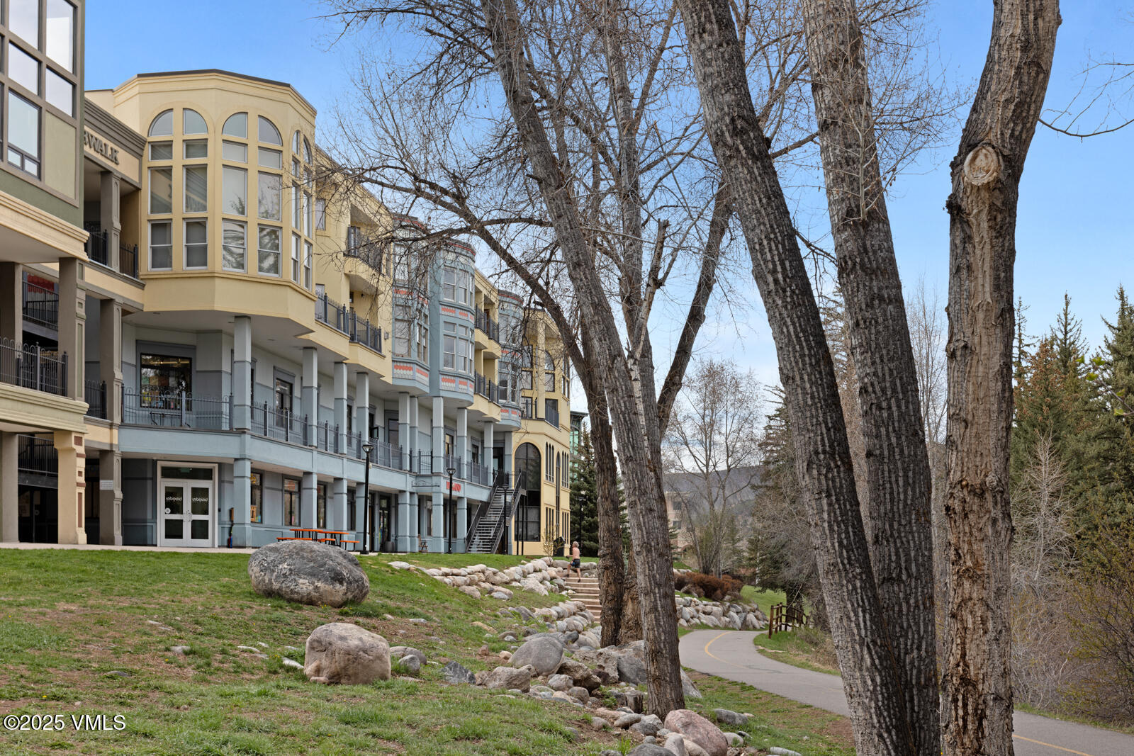 Edwards, Colorado 81632, United States, ,Commercial,Active,118629