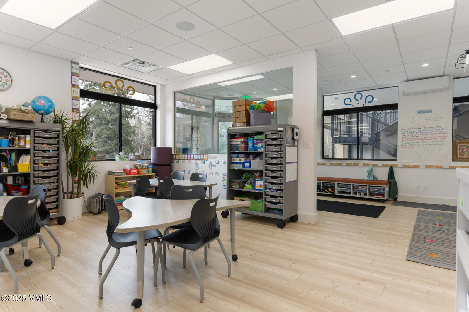 Edwards, Colorado 81632, United States, ,Commercial,Active,118629