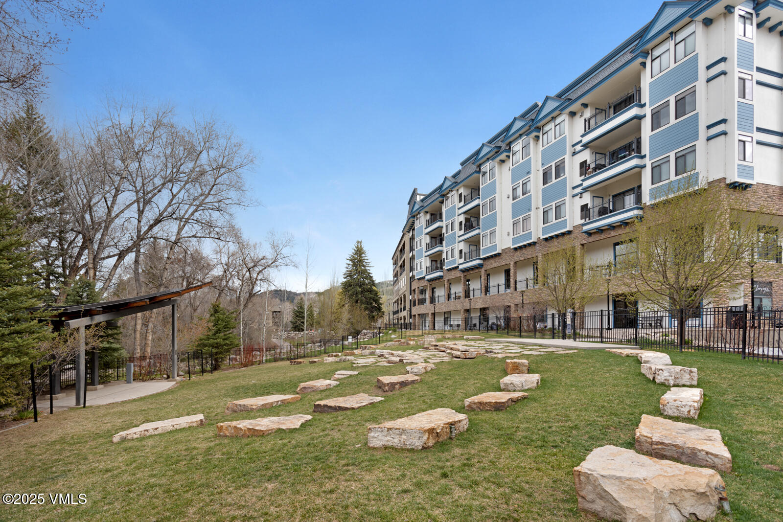 Edwards, Colorado 81632, United States, ,Commercial,Active,118629