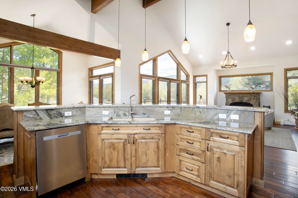 Photo of 11 Stagecoach Road, Edwards, CO 81632 (MLS # 1014119)