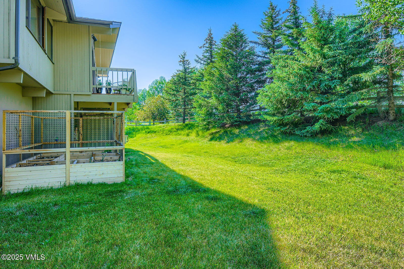 Edwards, Colorado 81632, United States, 3 Bedrooms Bedrooms, ,2 BathroomsBathrooms,Residential,Active,155940