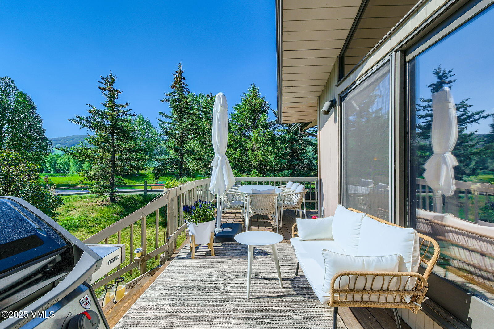 Edwards, Colorado 81632, United States, 3 Bedrooms Bedrooms, ,2 BathroomsBathrooms,Residential,Active,155940