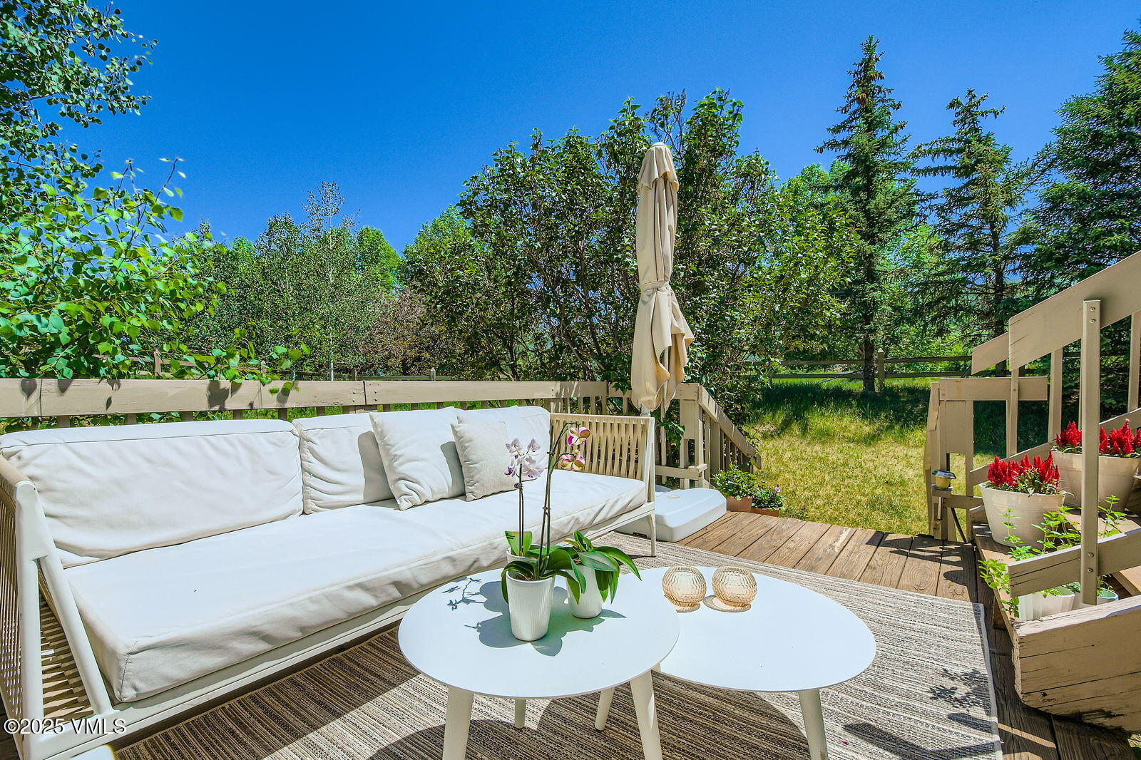 Edwards, Colorado 81632, United States, 3 Bedrooms Bedrooms, ,2 BathroomsBathrooms,Residential,Active,155940