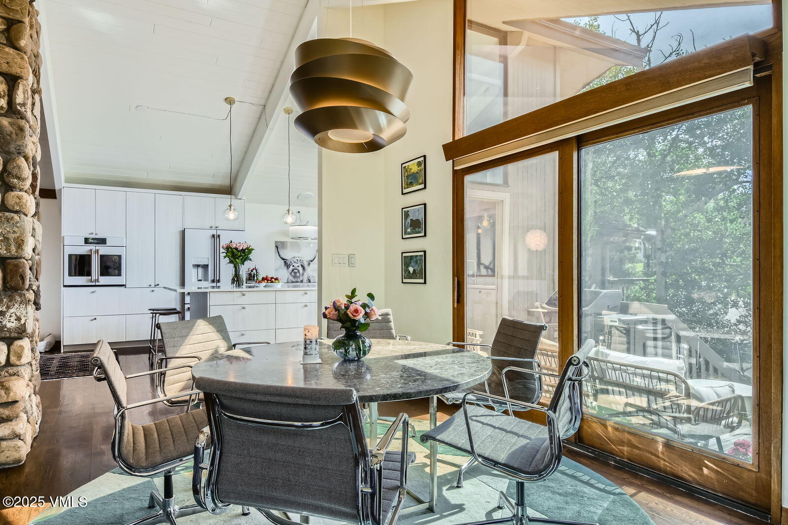 Edwards, Colorado 81632, United States, 3 Bedrooms Bedrooms, ,2 BathroomsBathrooms,Residential,Active,155940