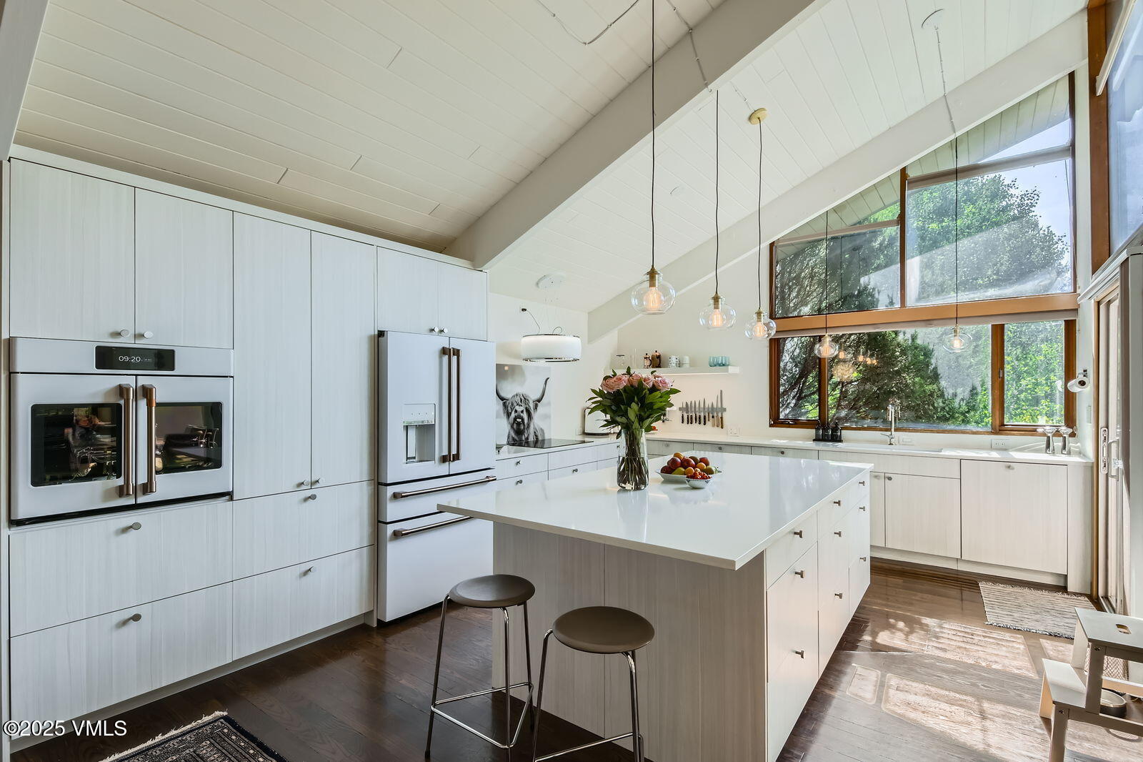 Edwards, Colorado 81632, United States, 3 Bedrooms Bedrooms, ,2 BathroomsBathrooms,Residential,Active,155940