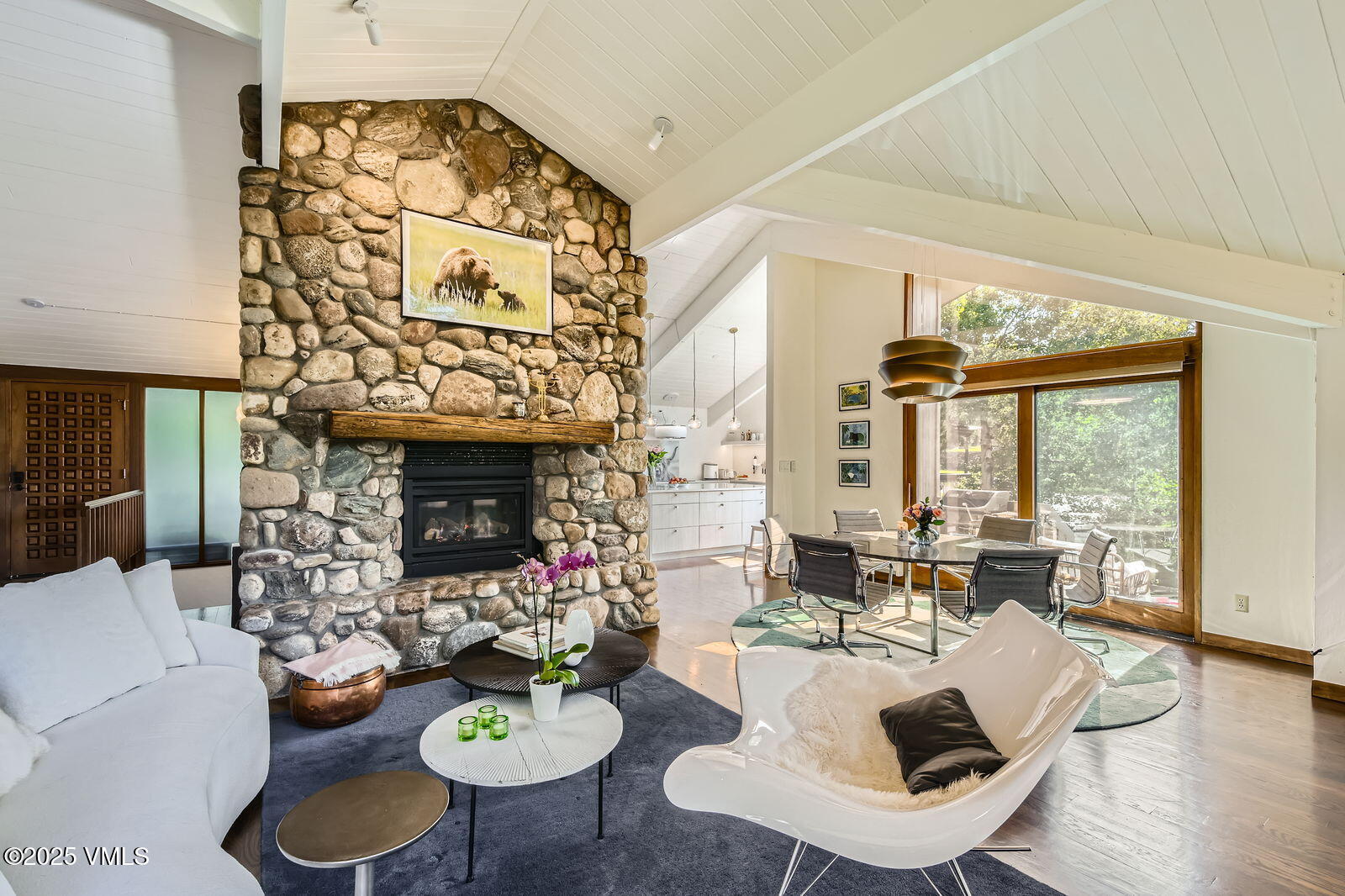 Edwards, Colorado 81632, United States, 3 Bedrooms Bedrooms, ,2 BathroomsBathrooms,Residential,Active,155940