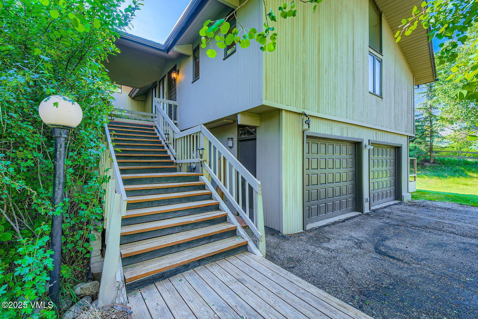 Edwards, Colorado 81632, United States, 3 Bedrooms Bedrooms, ,2 BathroomsBathrooms,Residential,Active,155940