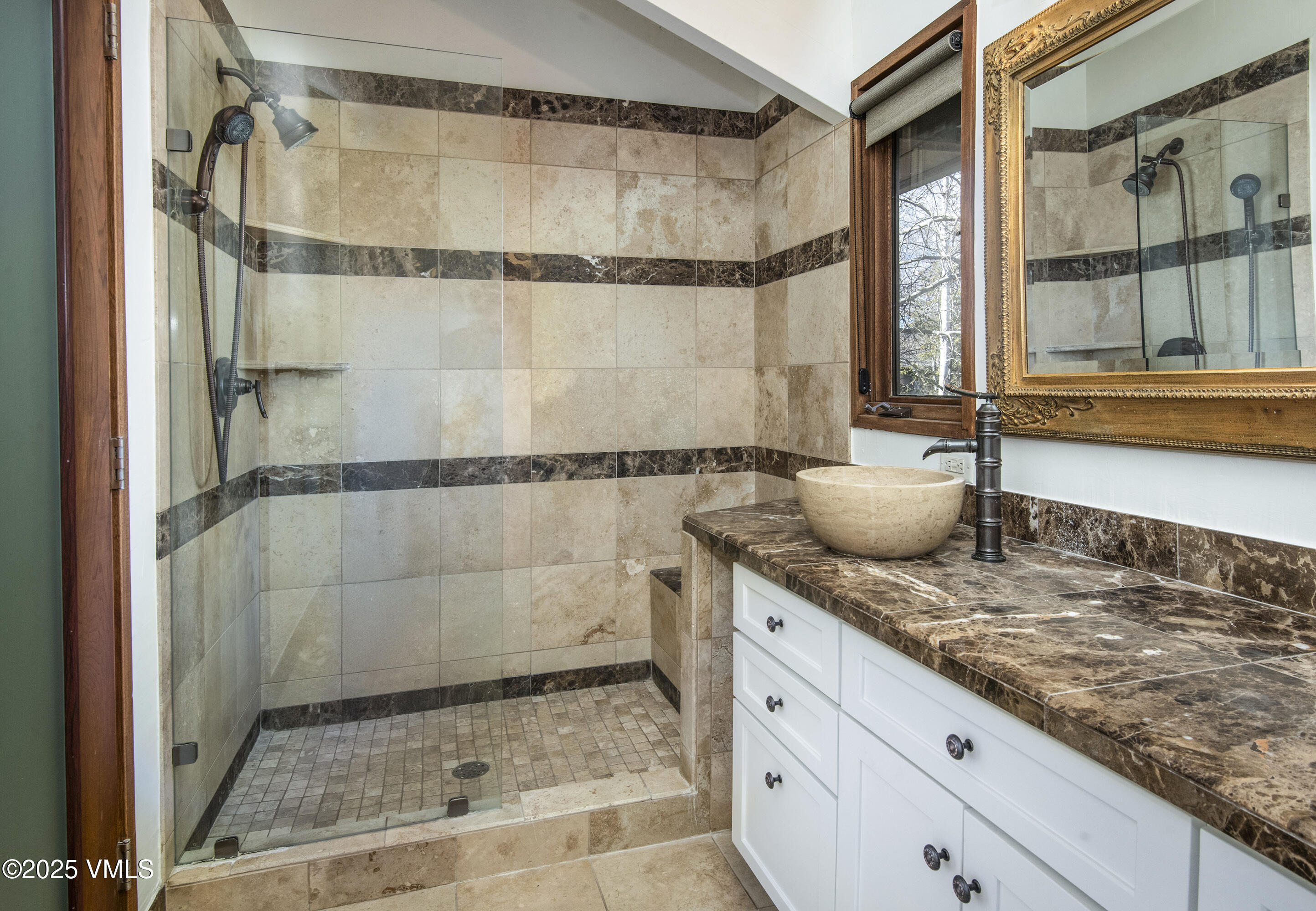 Edwards, Colorado 81632, United States, 3 Bedrooms Bedrooms, ,2 BathroomsBathrooms,Residential,Active,155940