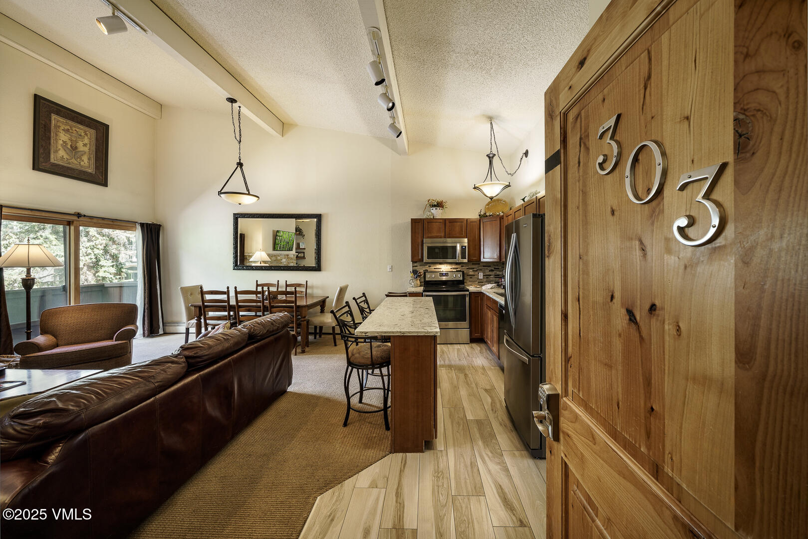 Vail, Colorado 81657, United States, 2 Bedrooms Bedrooms, ,2 BathroomsBathrooms,Residential,Active,139219