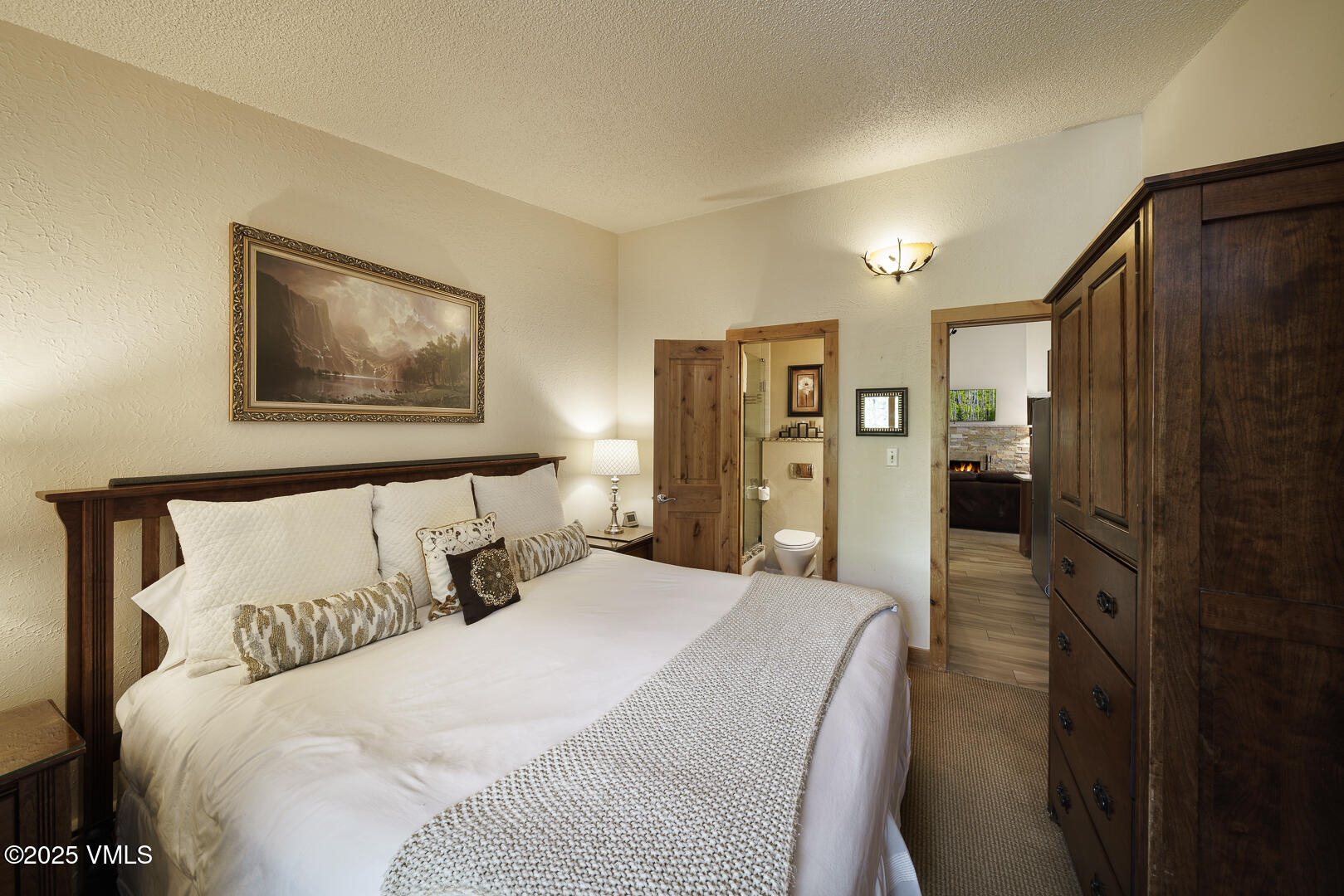 Vail, Colorado 81657, United States, 2 Bedrooms Bedrooms, ,2 BathroomsBathrooms,Residential,Active,139219