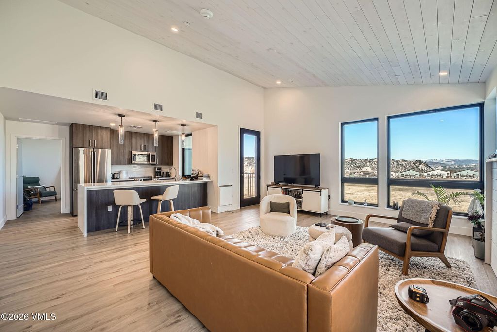 Photo of 91 Mount Hope Circle Cir #B303, Eagle, CO 81631 (MLS # 1013904)