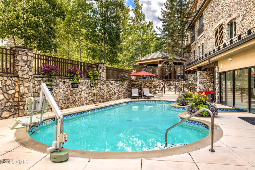 Photo of 26 Avondale Lane #204-H, Beaver Creek, CO 81620 (MLS # 1014551)