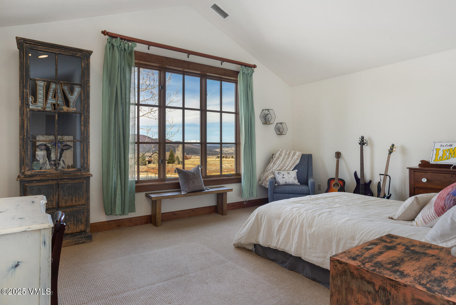 Gypsum, Colorado 81637, United States, 5 Bedrooms Bedrooms, ,6 BathroomsBathrooms,Residential,Active,90910