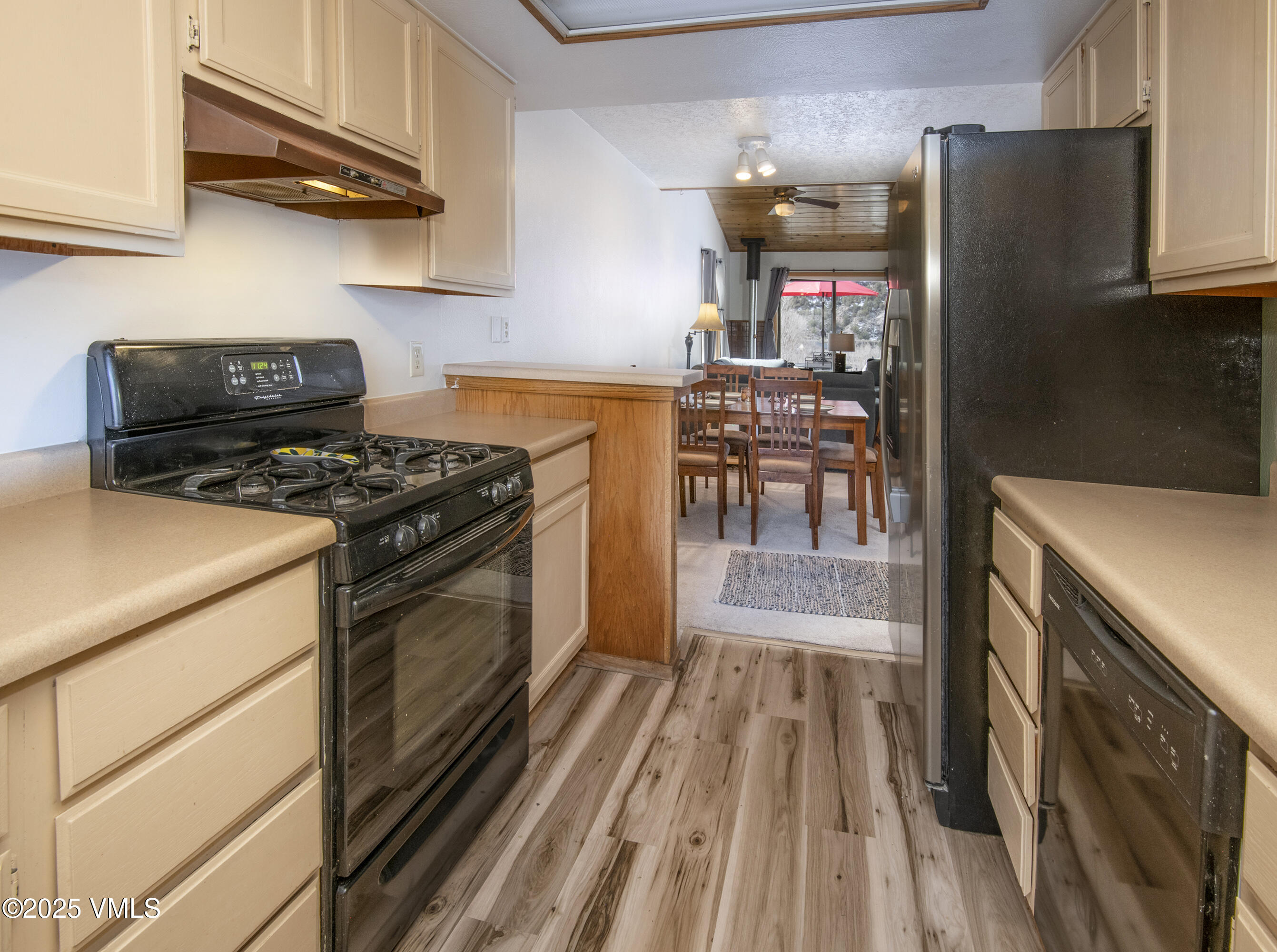 Gypsum, Colorado 81637, United States, 3 Bedrooms Bedrooms, ,2 BathroomsBathrooms,Residential,Active,94844