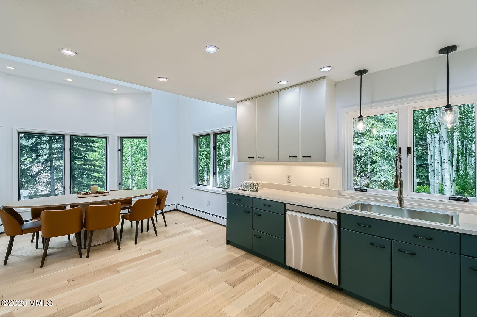 Vail, Colorado 81657, United States, 4 Bedrooms Bedrooms, ,3 BathroomsBathrooms,Residential,Active,155361