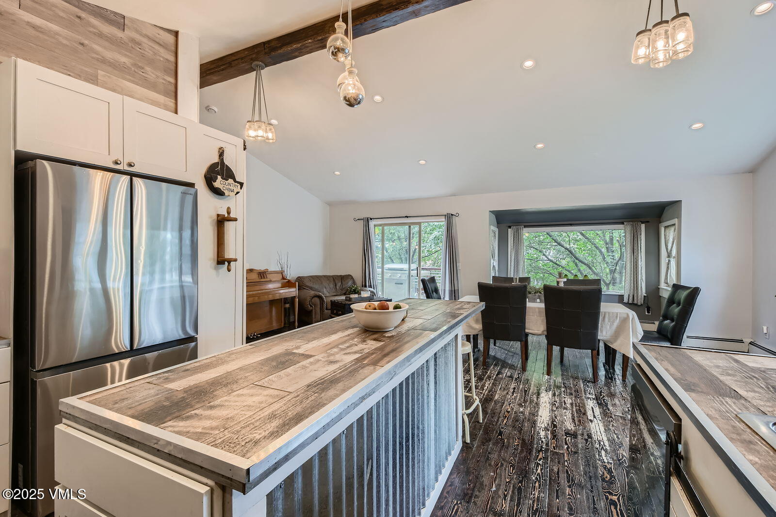 Eagle, Colorado 81631, United States, 4 Bedrooms Bedrooms, ,2 BathroomsBathrooms,Residential,Active,160022