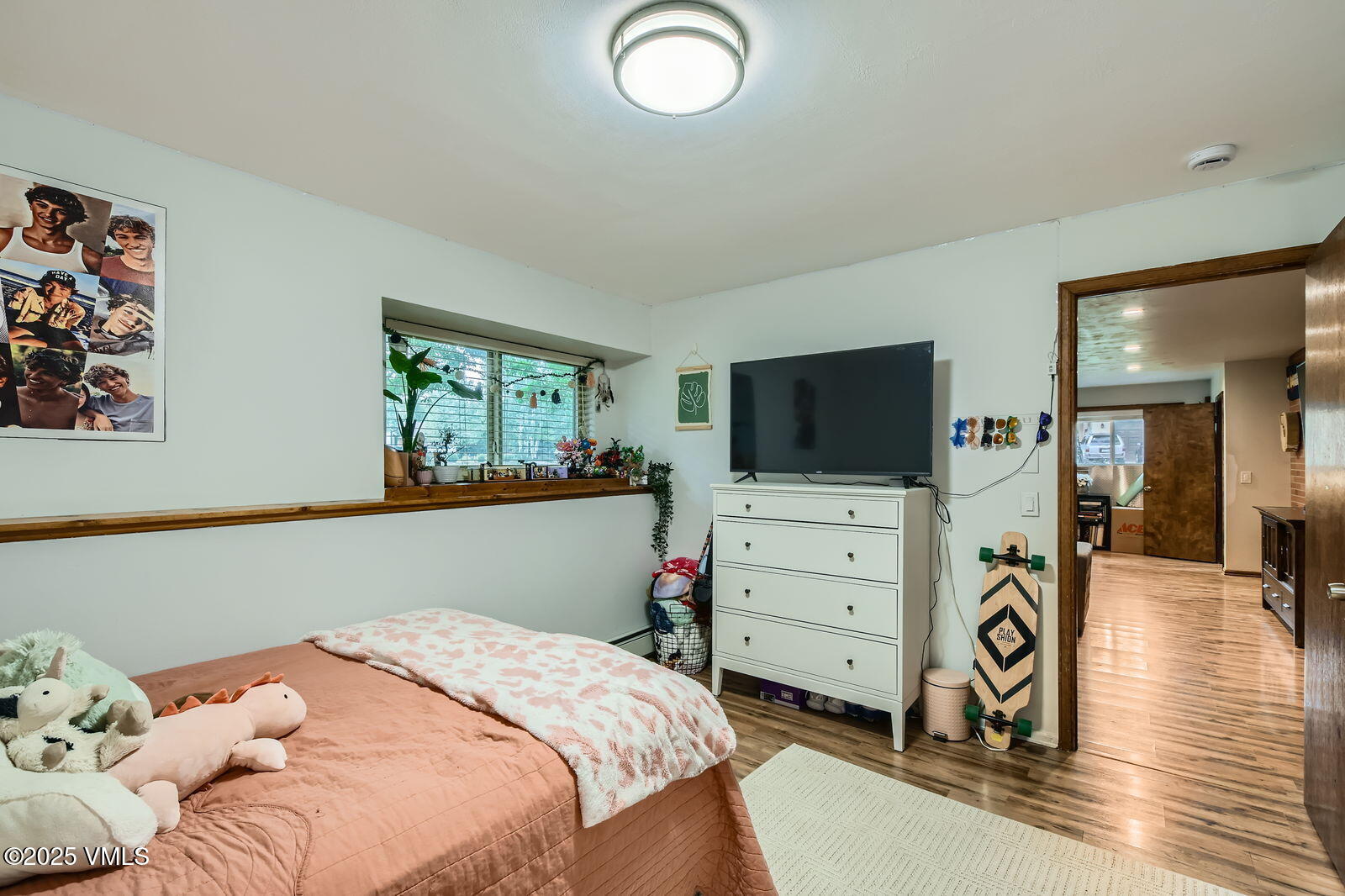 Eagle, Colorado 81631, United States, 4 Bedrooms Bedrooms, ,2 BathroomsBathrooms,Residential,Active,160022