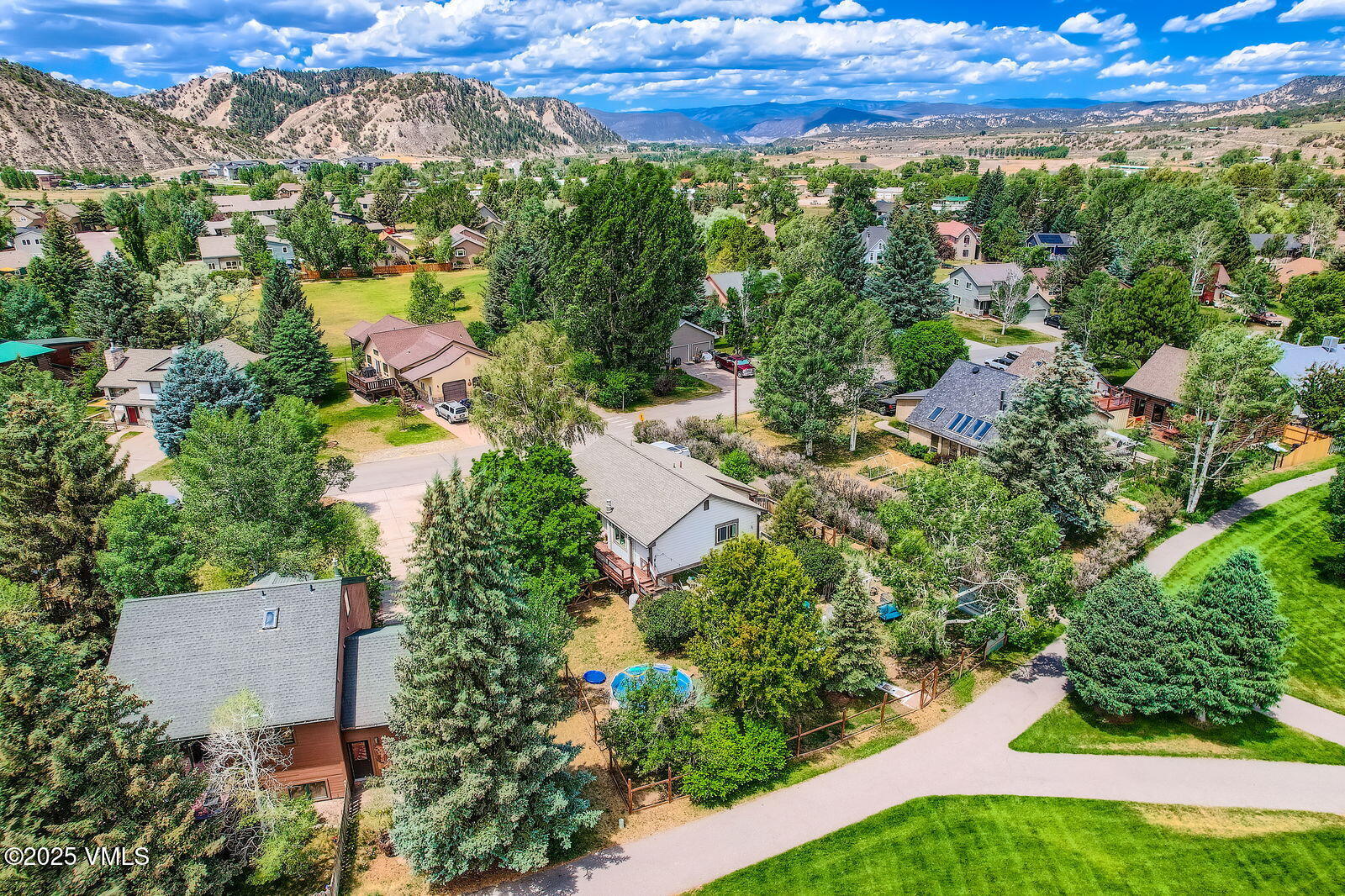 Eagle, Colorado 81631, United States, 4 Bedrooms Bedrooms, ,2 BathroomsBathrooms,Residential,Active,160022