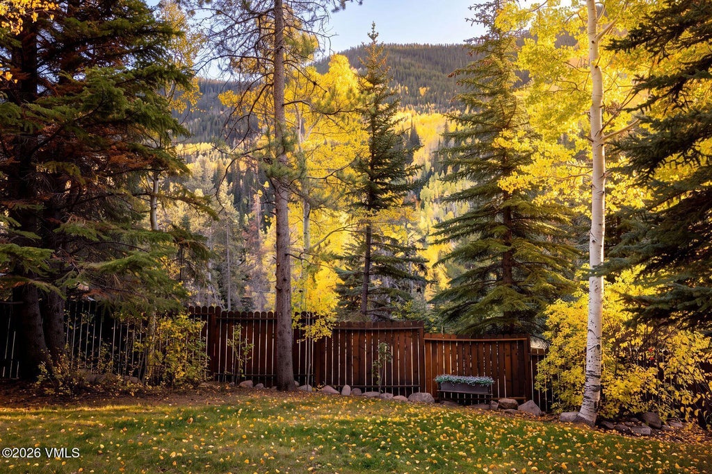 Photo of 4506 Spruce Way #UNIT 11, Vail, CO 81657 (MLS # 1014416)