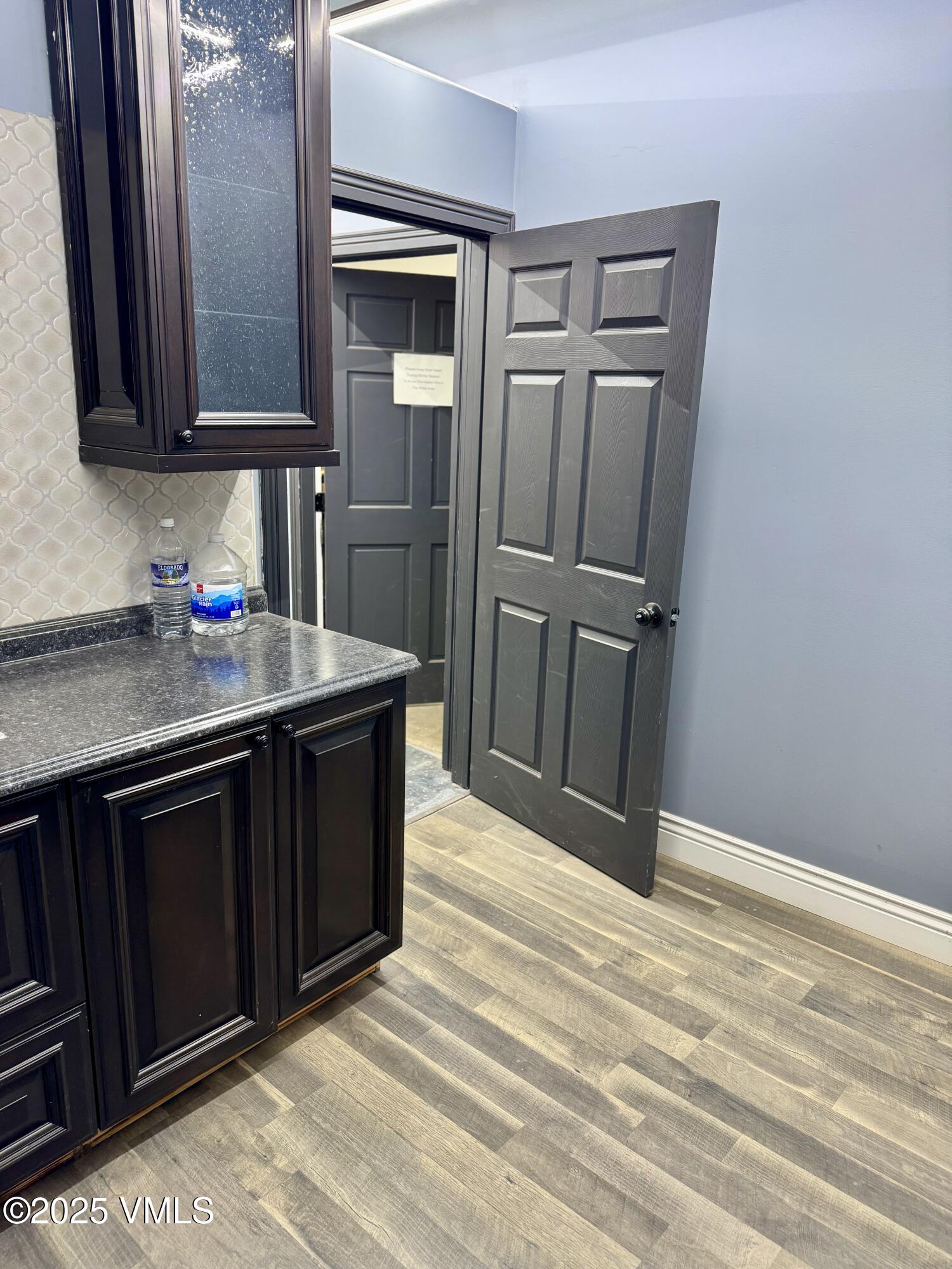 Eagle, Colorado 81631, United States, ,Commercial,Pending,124007